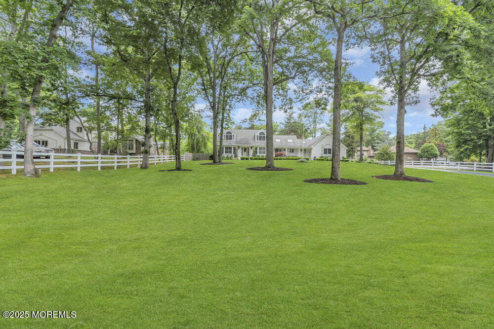1570 Beaver Hollow Drive, Toms River, New Jersey image 4