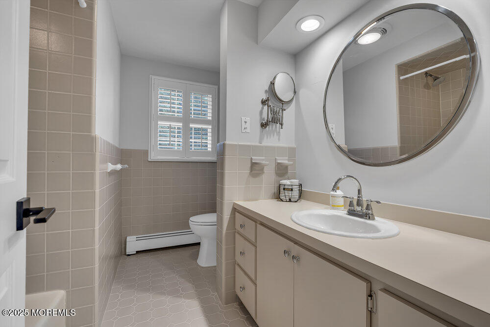1570 Beaver Hollow Drive, Toms River, New Jersey image 50