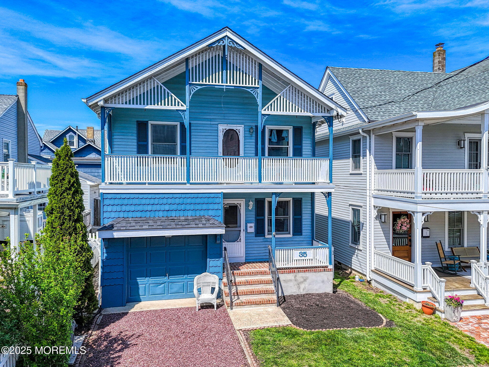 35 Webb Avenue