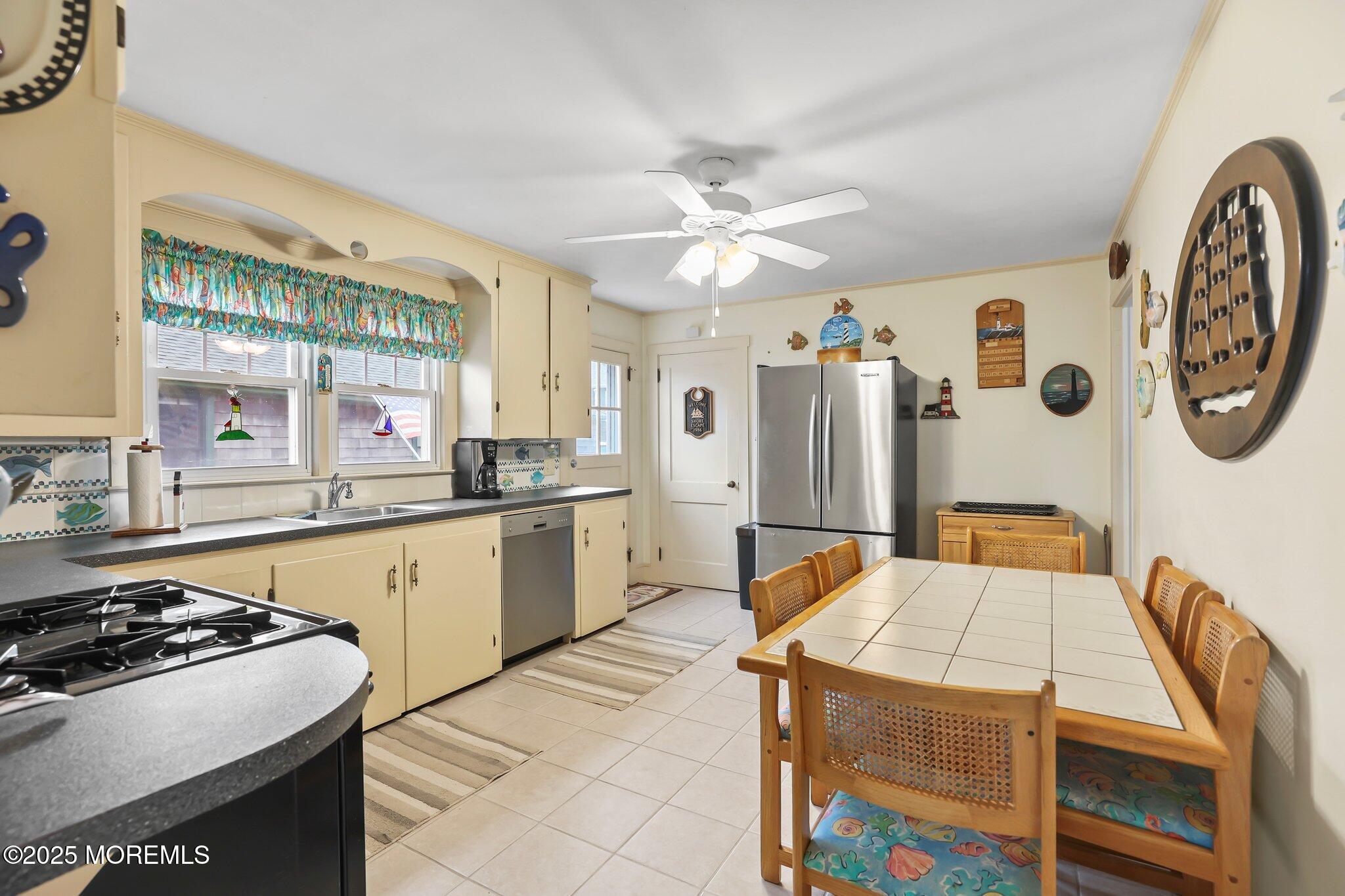 115 Boardwalk, Point Pleasant Beach, New Jersey image 32