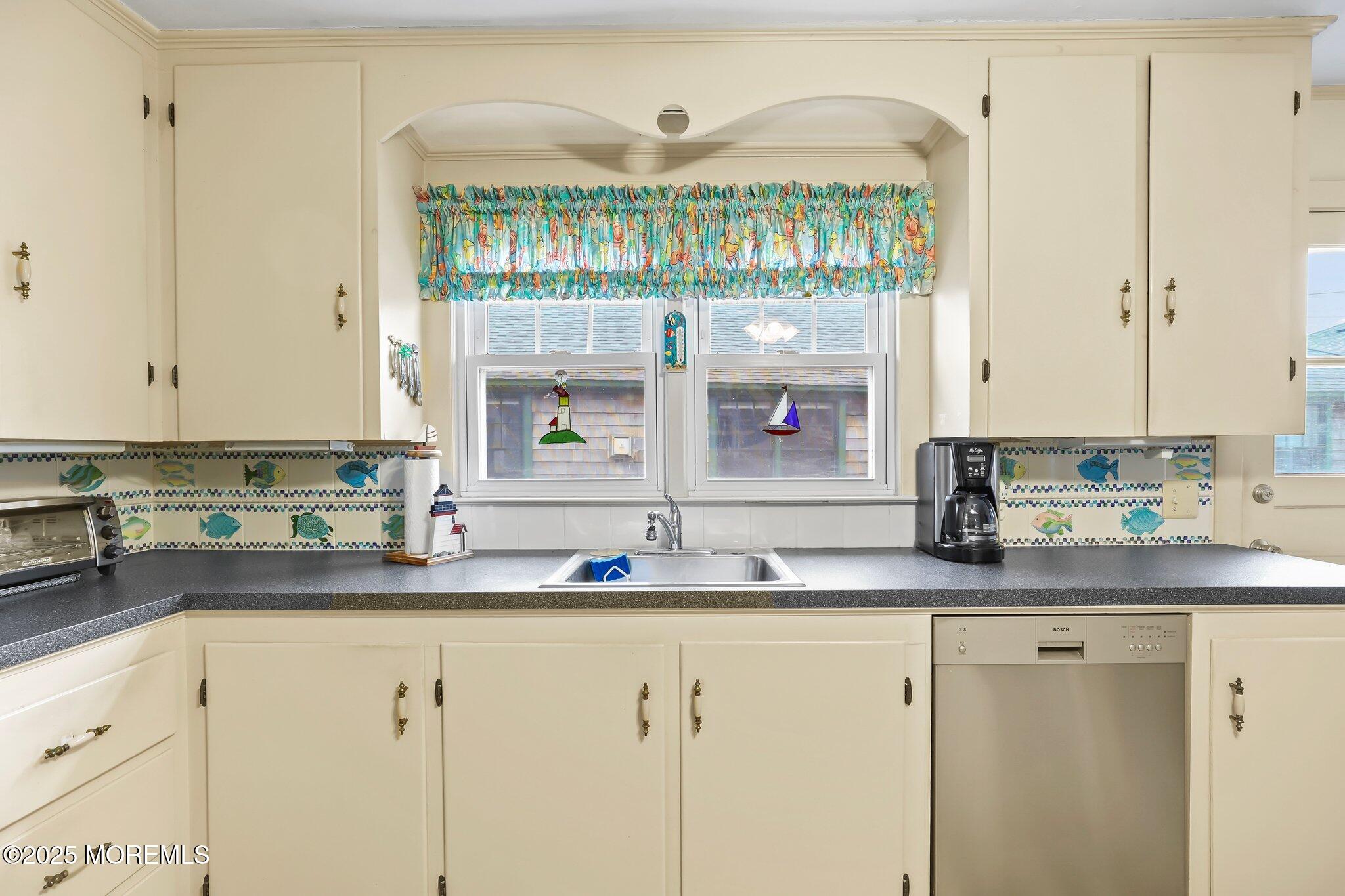 115 Boardwalk, Point Pleasant Beach, New Jersey image 35