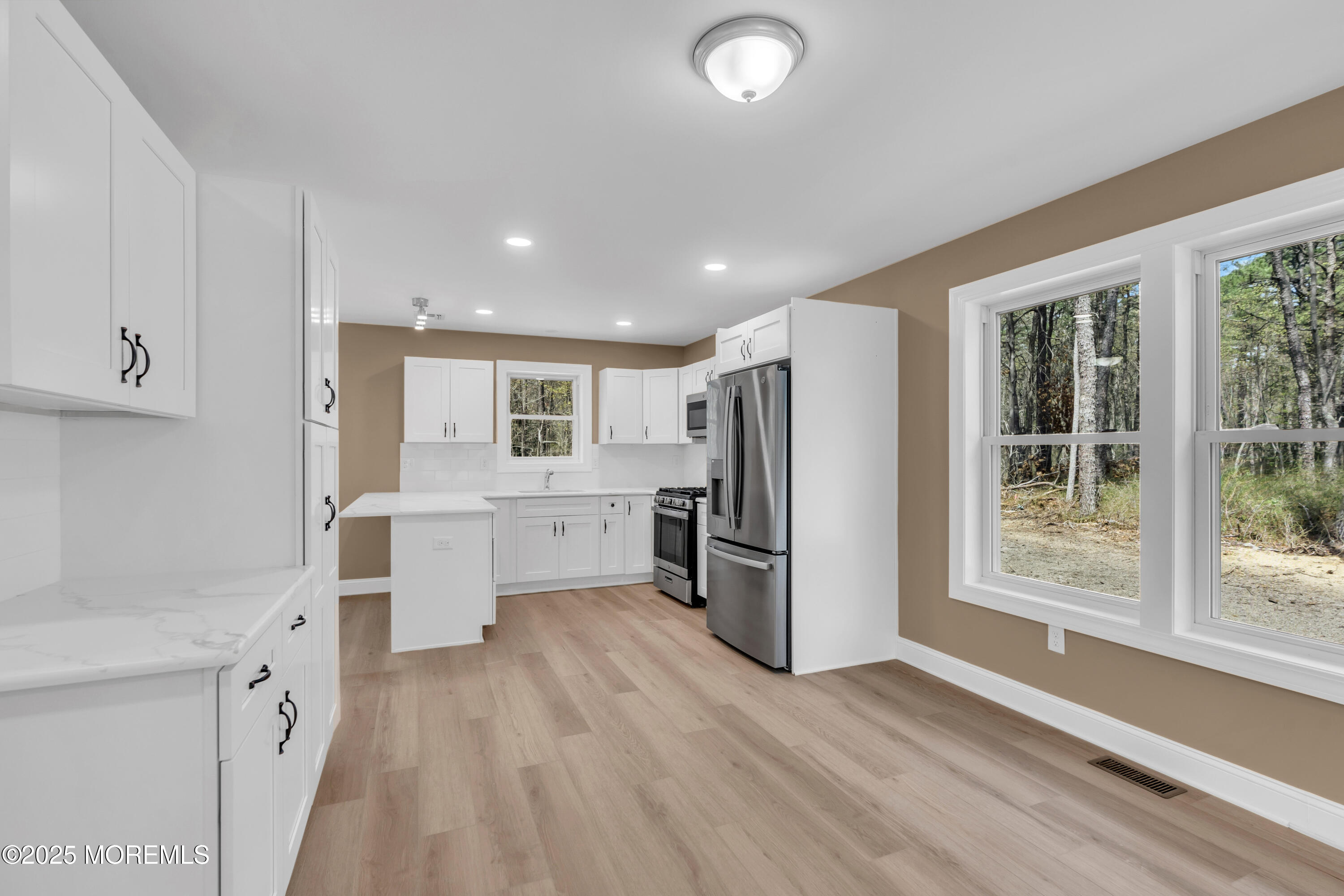 322 Washington Place, Bayville, New Jersey image 10