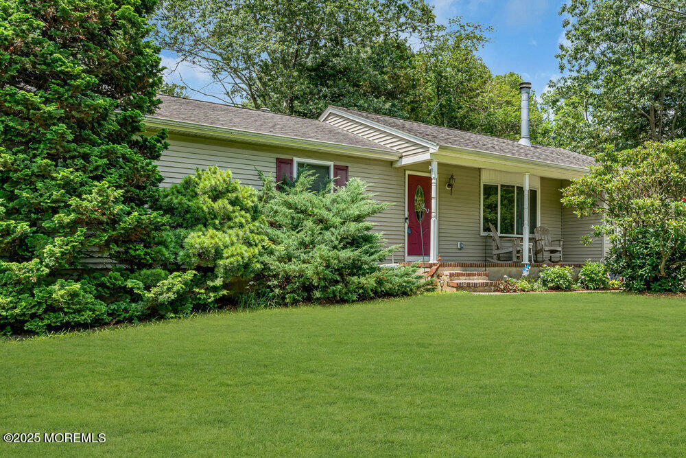 124 Cedar Swamp Road