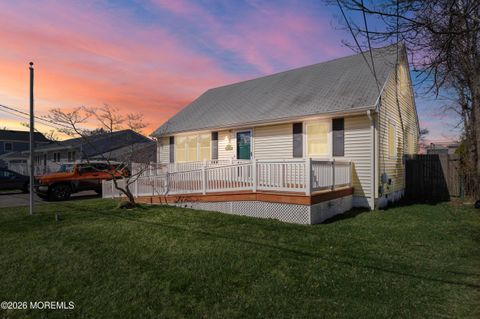 Homes For Sale - 521 E Long Branch Avenue<br/> Ocean Gate, NJ 08740