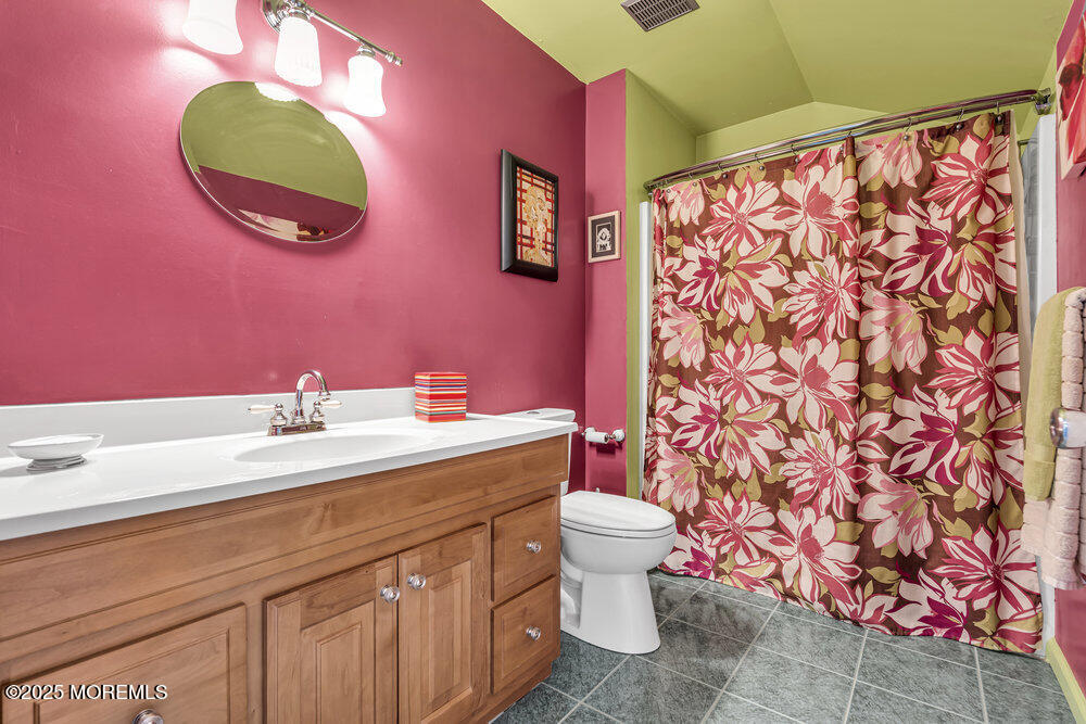 334 E Cape May Avenue, Ocean Gate, New Jersey image 23