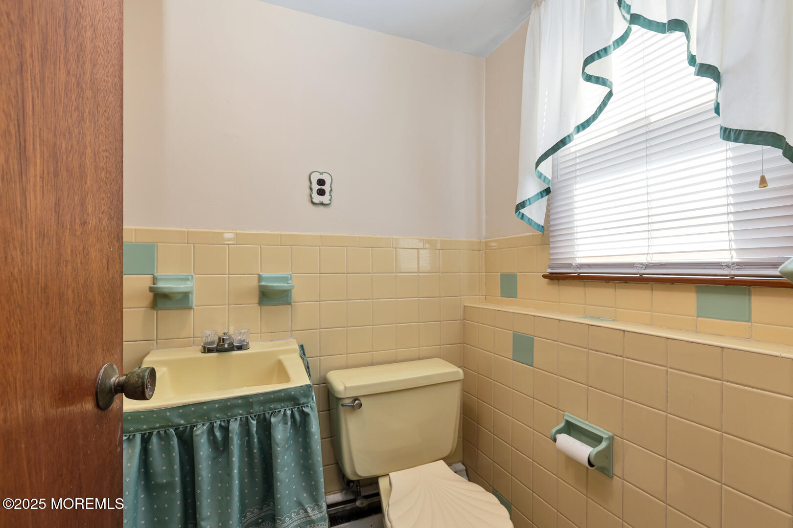 5 Evergreen Street, Hazlet, New Jersey image 25