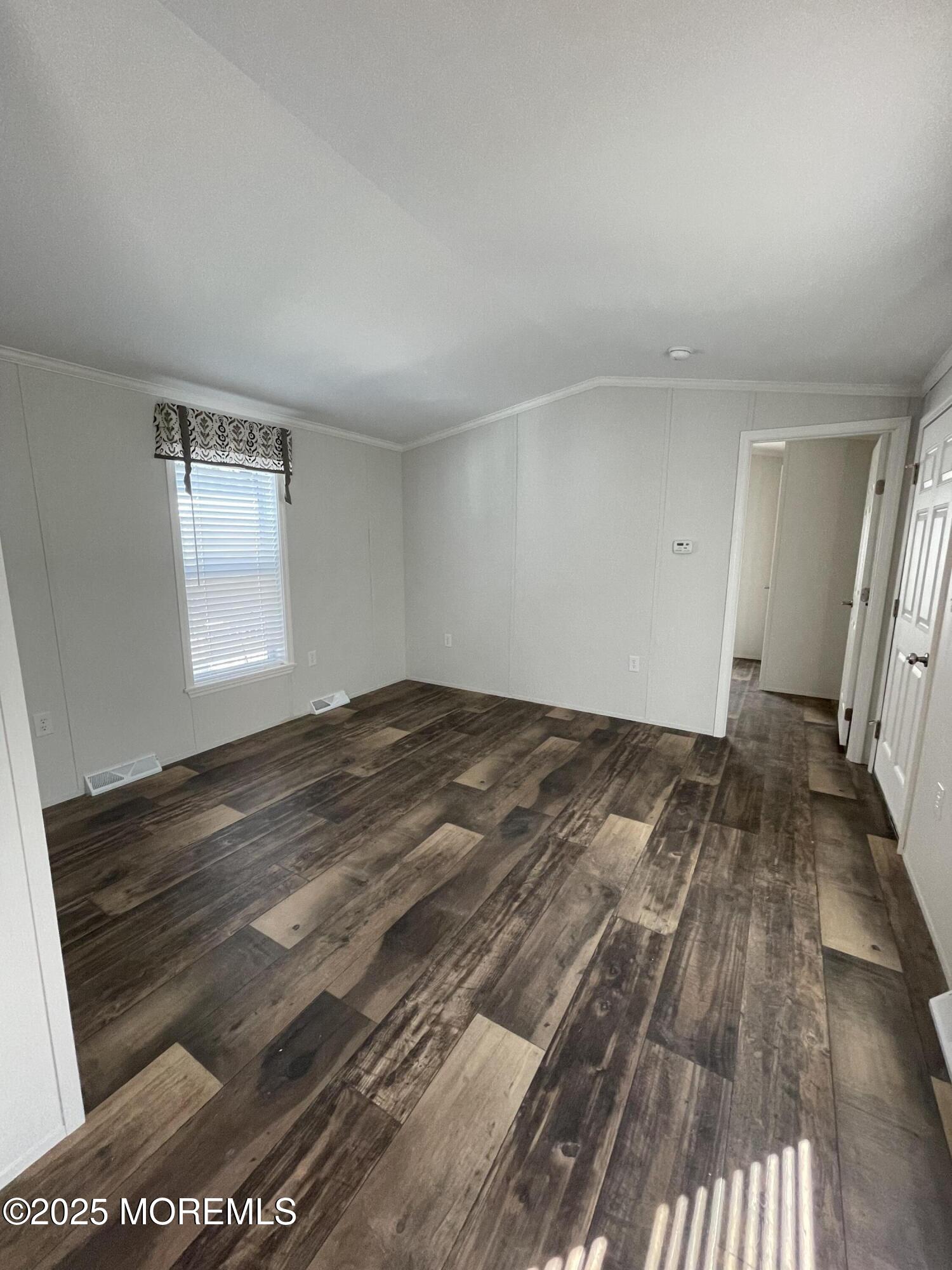 8 Pine Creek Village