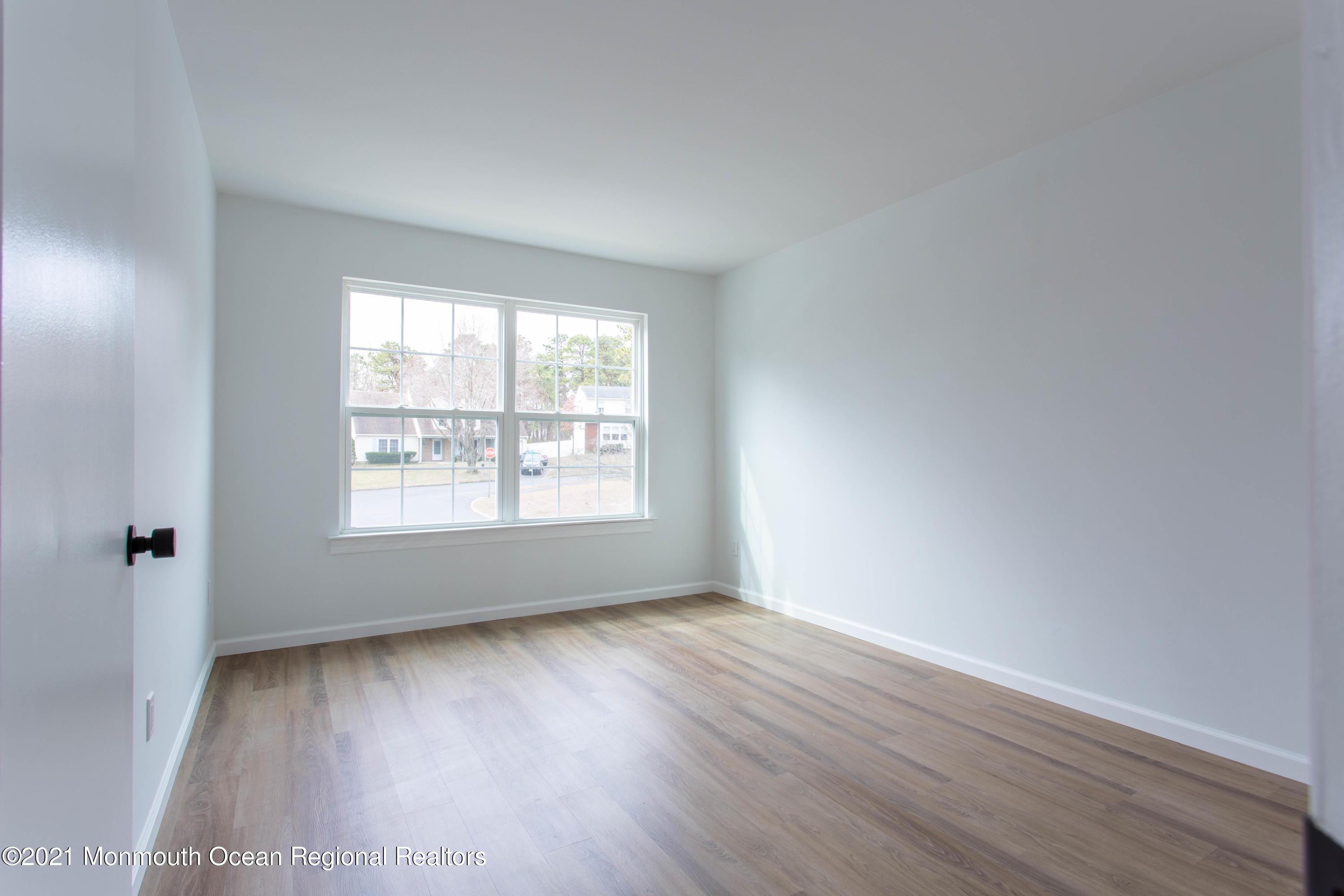 22 Diane Drive, Tinton Falls, New Jersey image 6