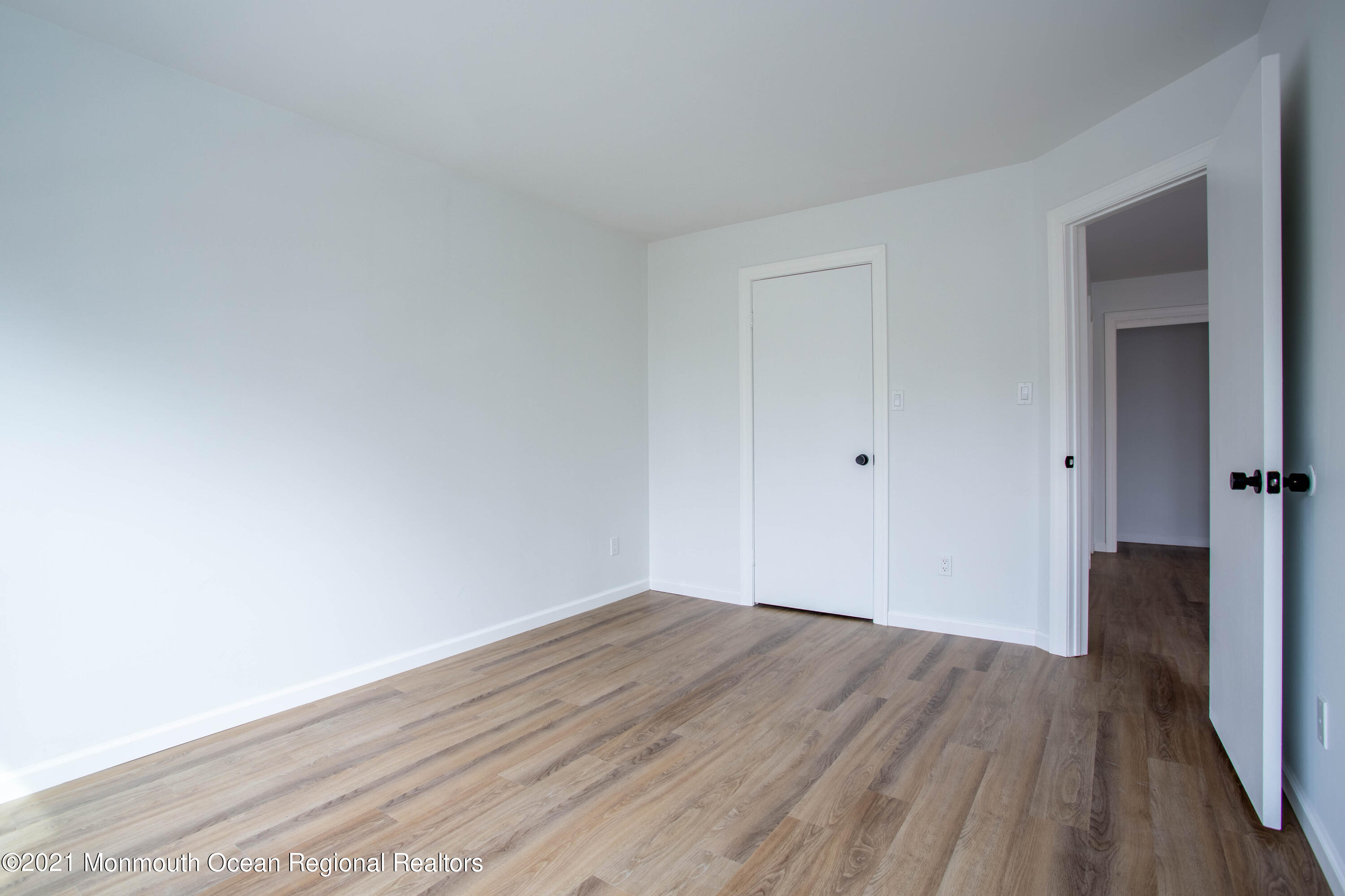 22 Diane Drive, Tinton Falls, New Jersey image 7