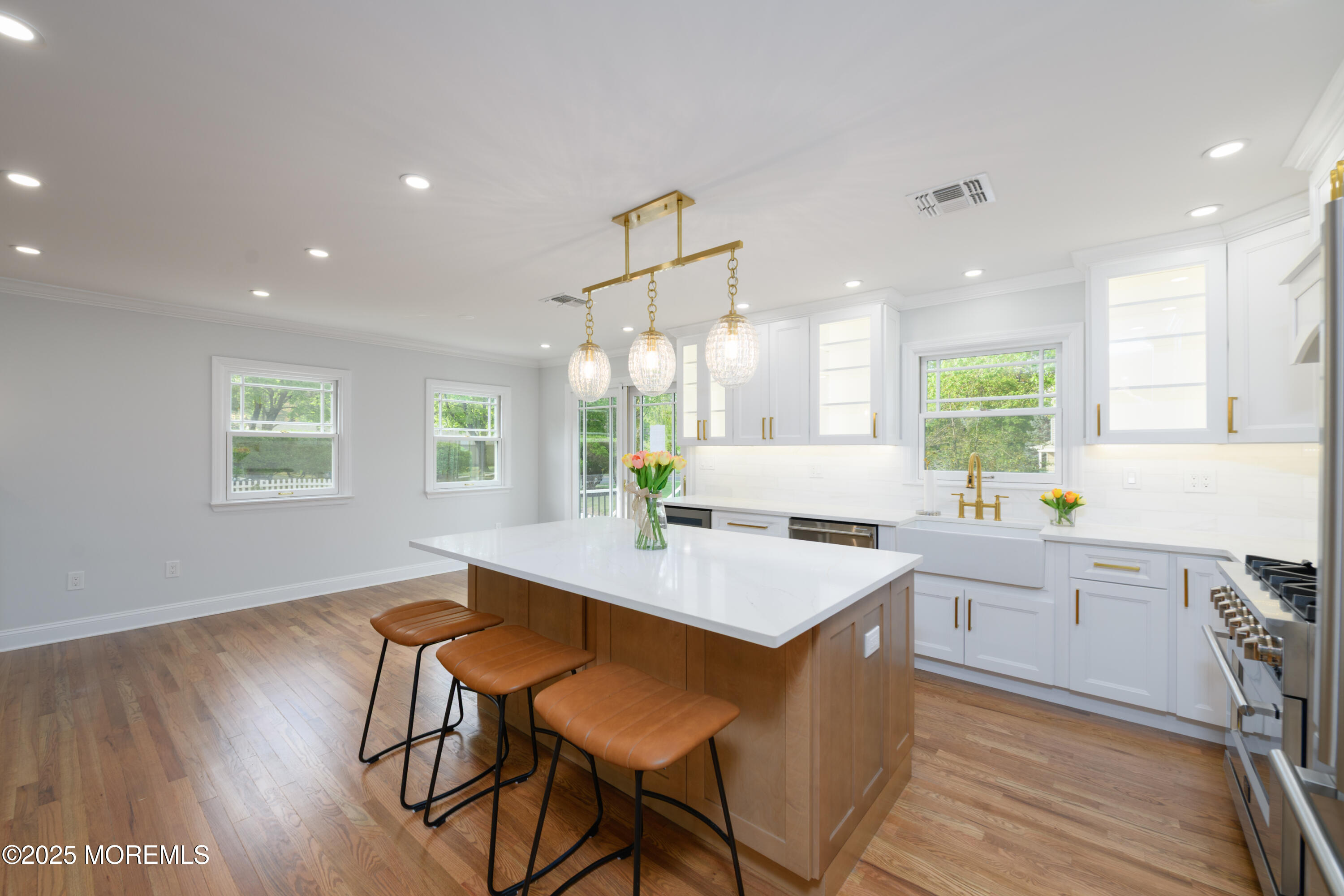 832 Nutswamp Road, Red Bank, New Jersey image 23