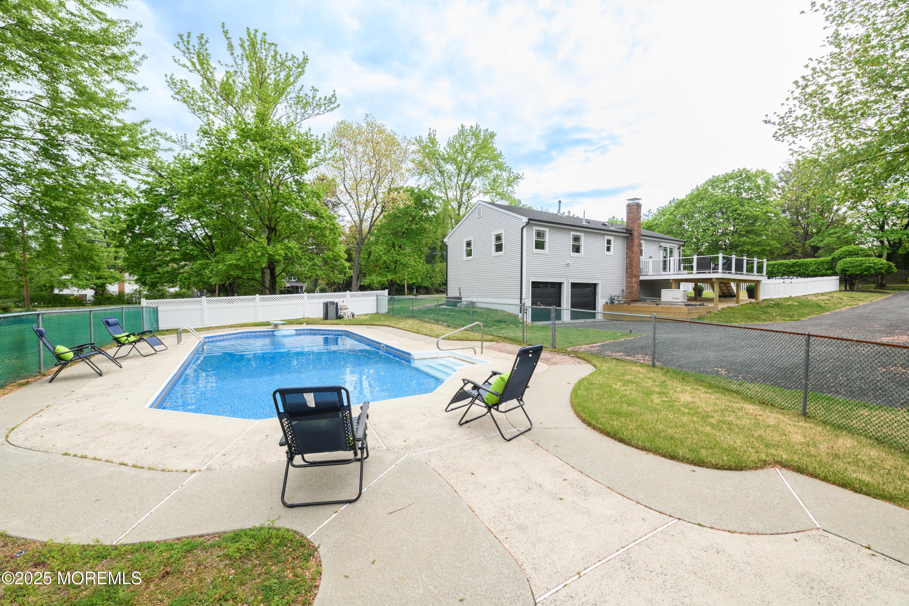 832 Nutswamp Road, Red Bank, New Jersey image 18
