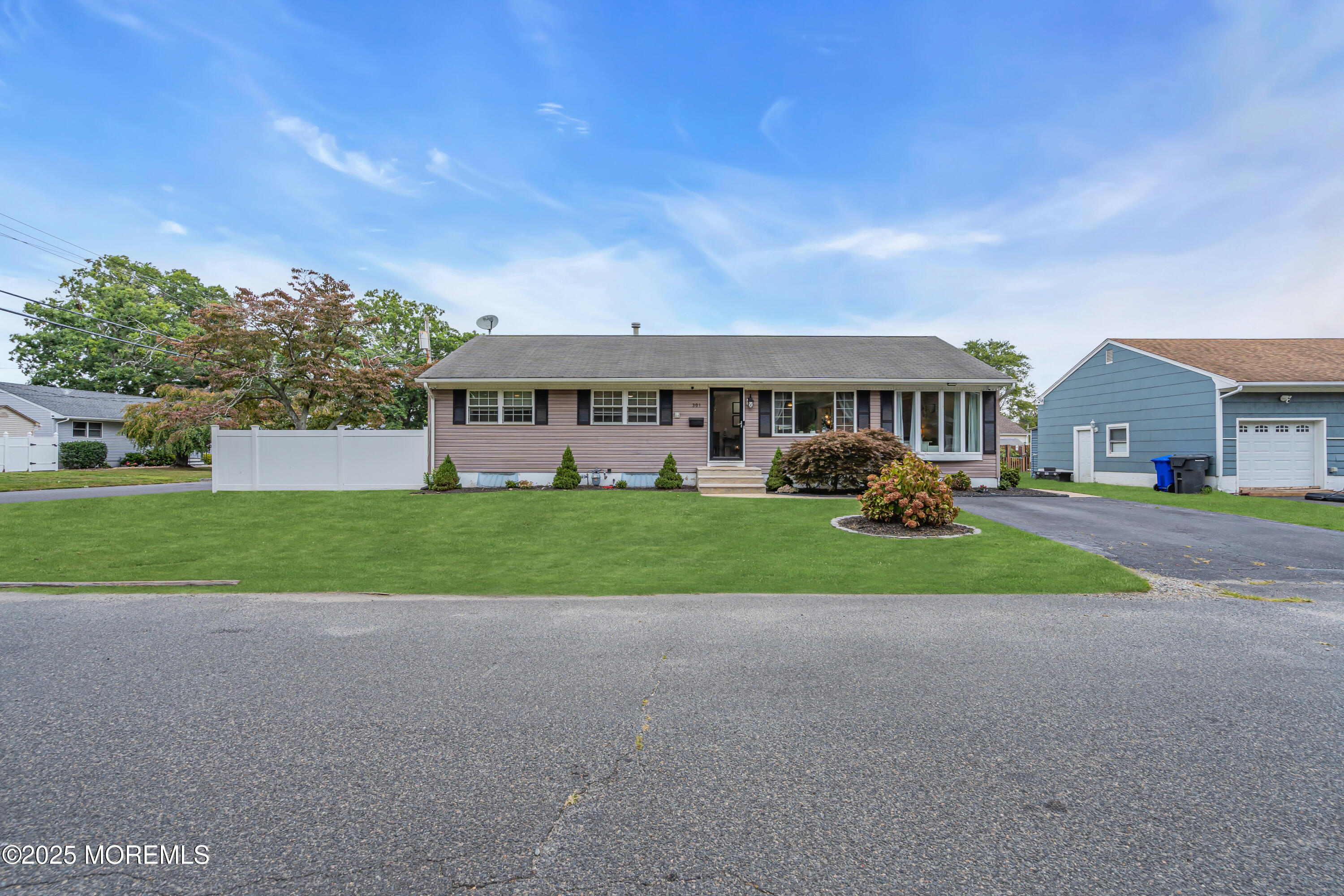 301 Arrowhead Park Drive, Brick, New Jersey image 3
