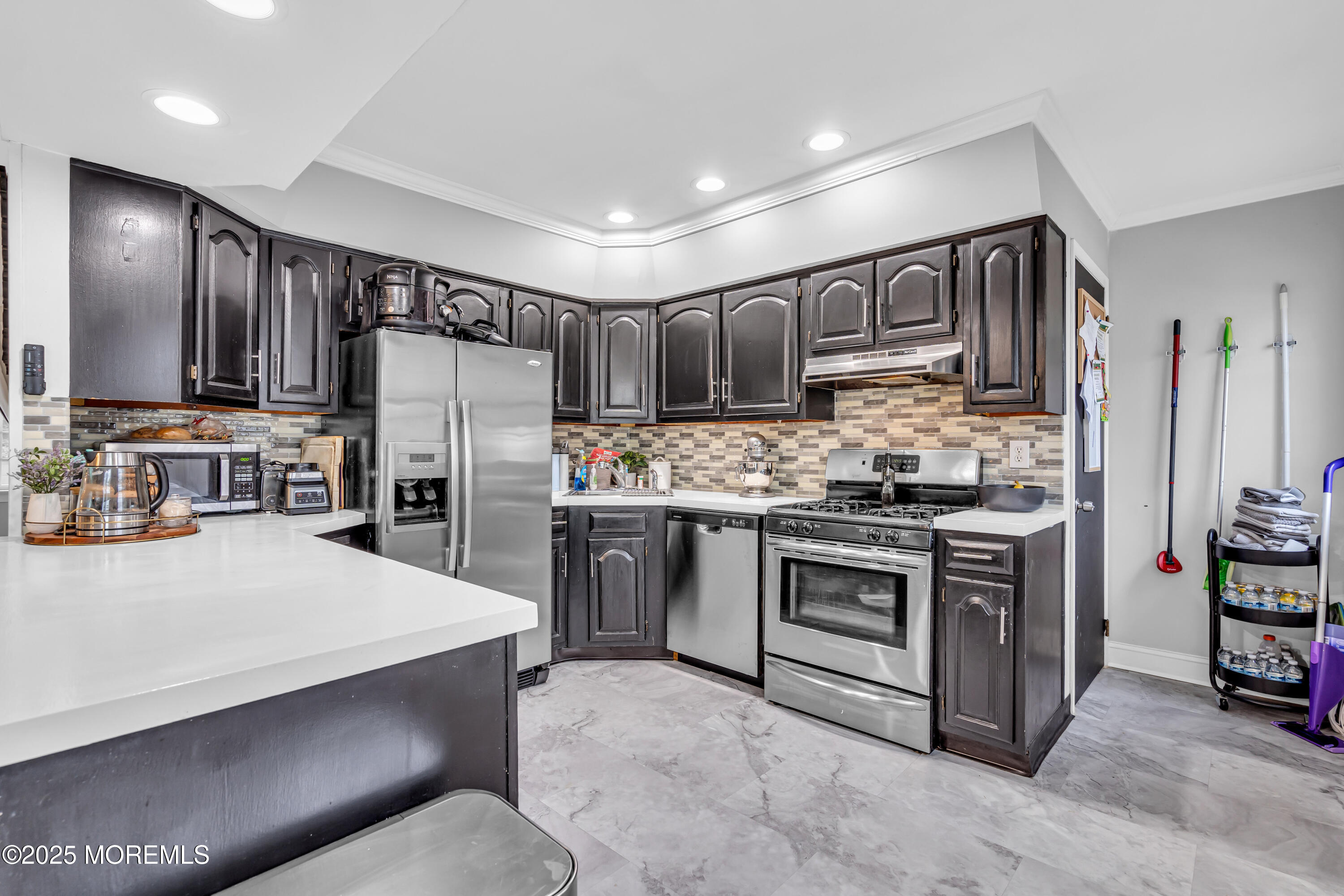 301 Arrowhead Park Drive, Brick, New Jersey image 9
