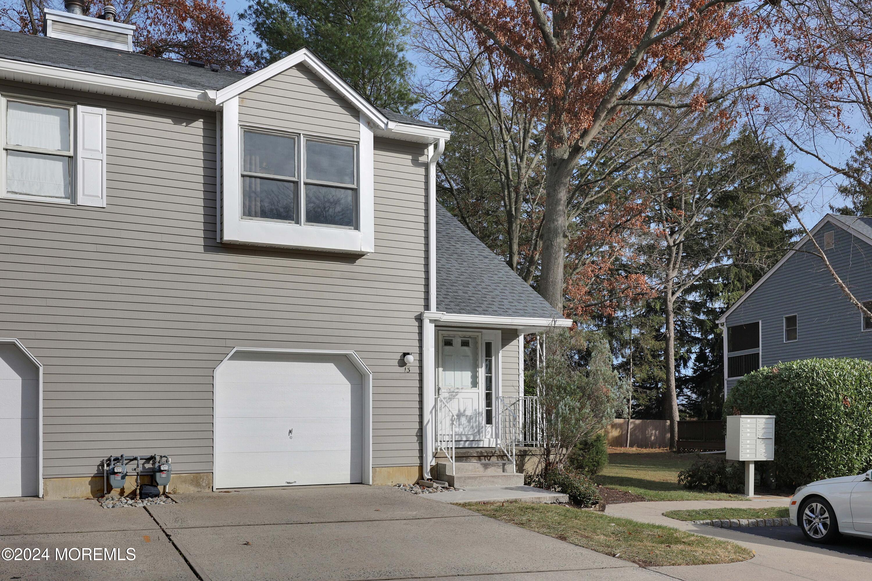 13 Mayfair Court, Little Silver, New Jersey image 1