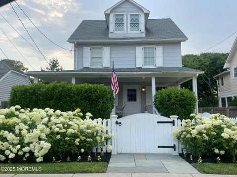 Homes For Rent - 344 Main Avenue<br/> Bay Head, NJ 08742