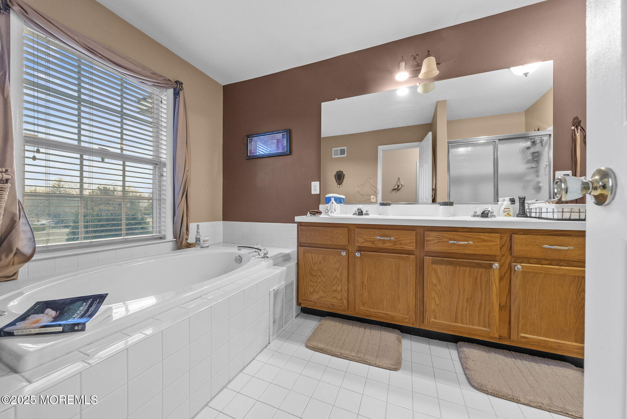 5 Lowery Lane, Marlboro, New Jersey image 40