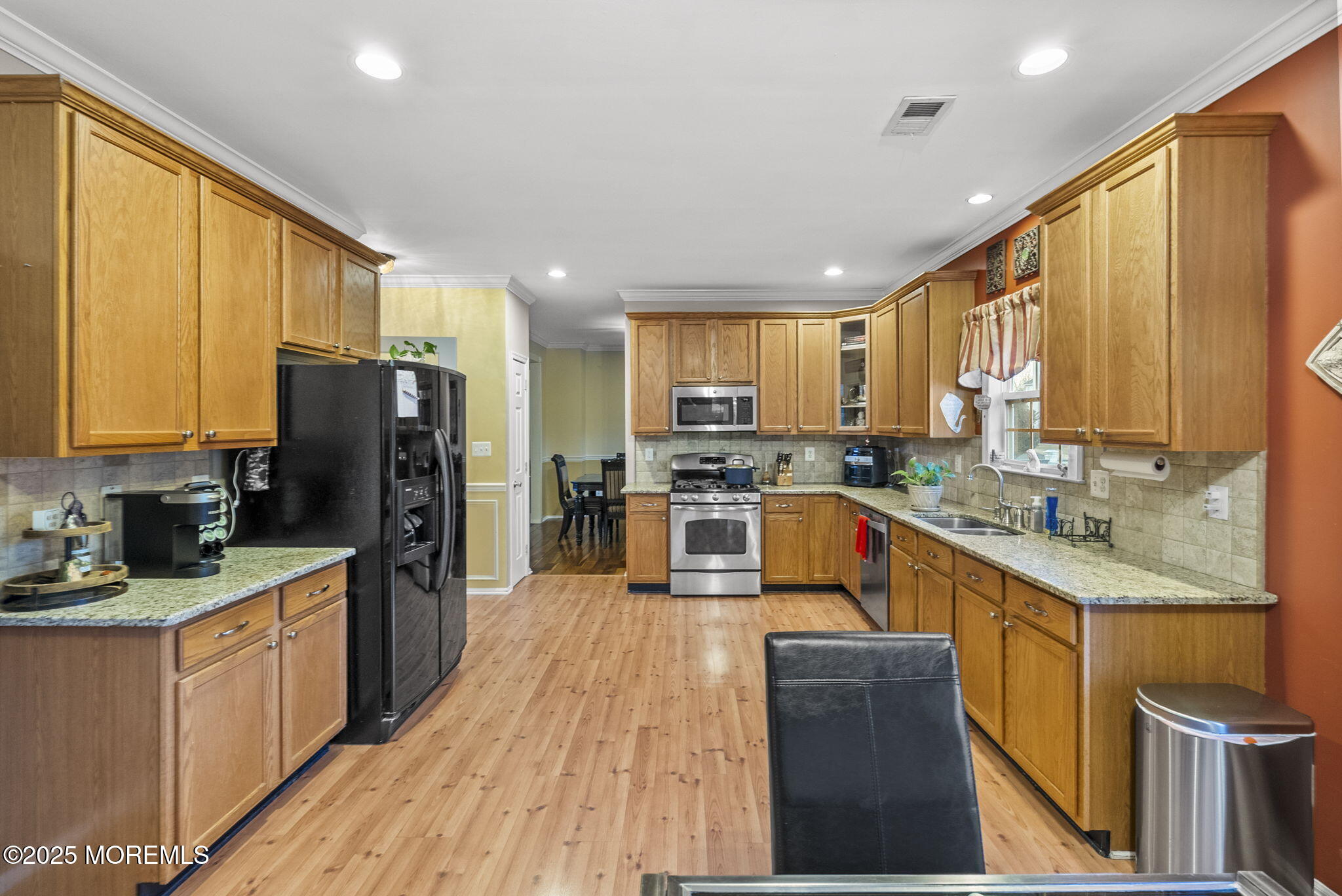 5 Lowery Lane, Marlboro, New Jersey image 20