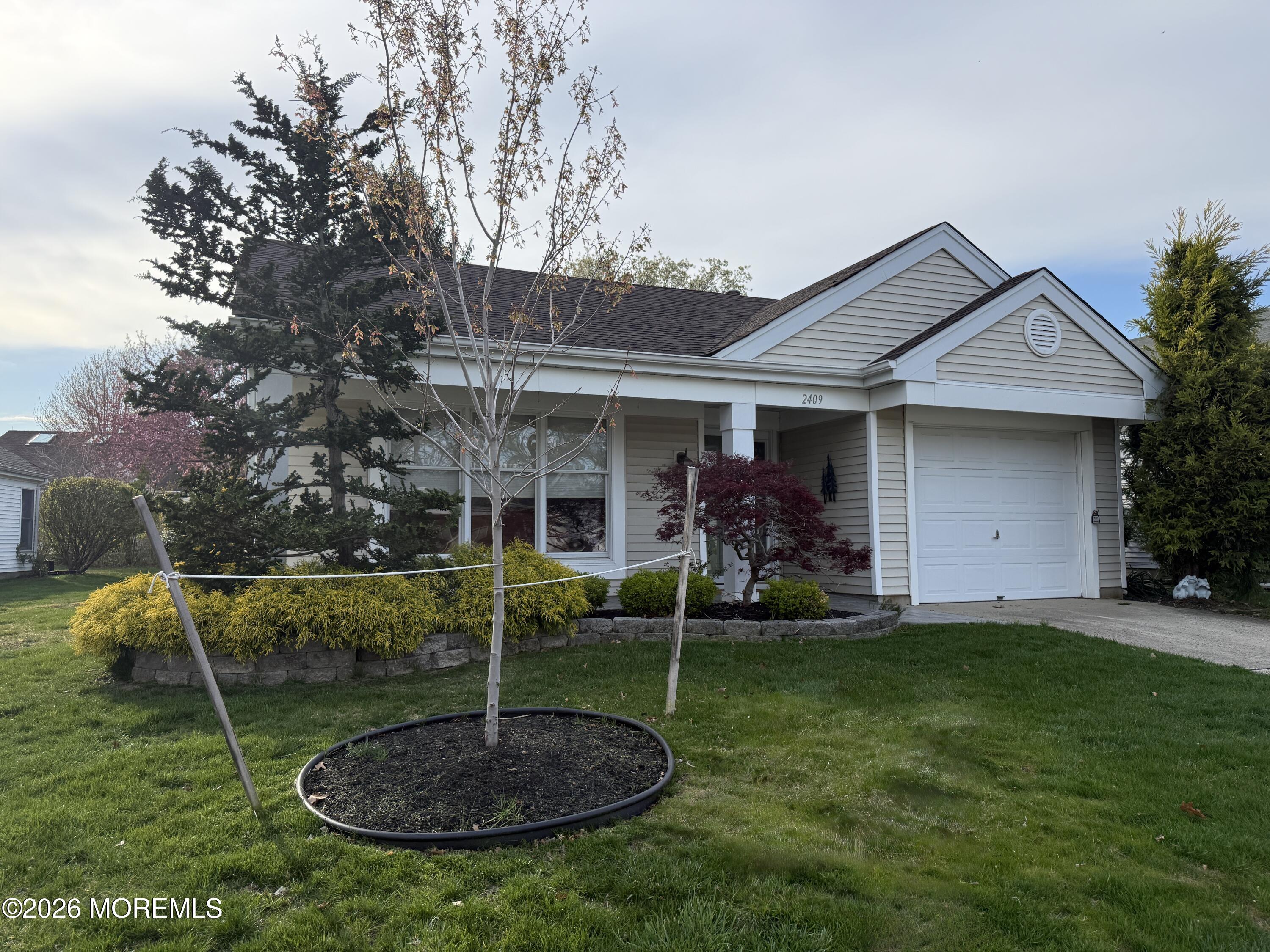 2409 Coral Leaf Road