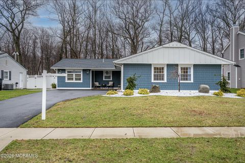 110 Courtland Lane Aberdeen NJ 07747