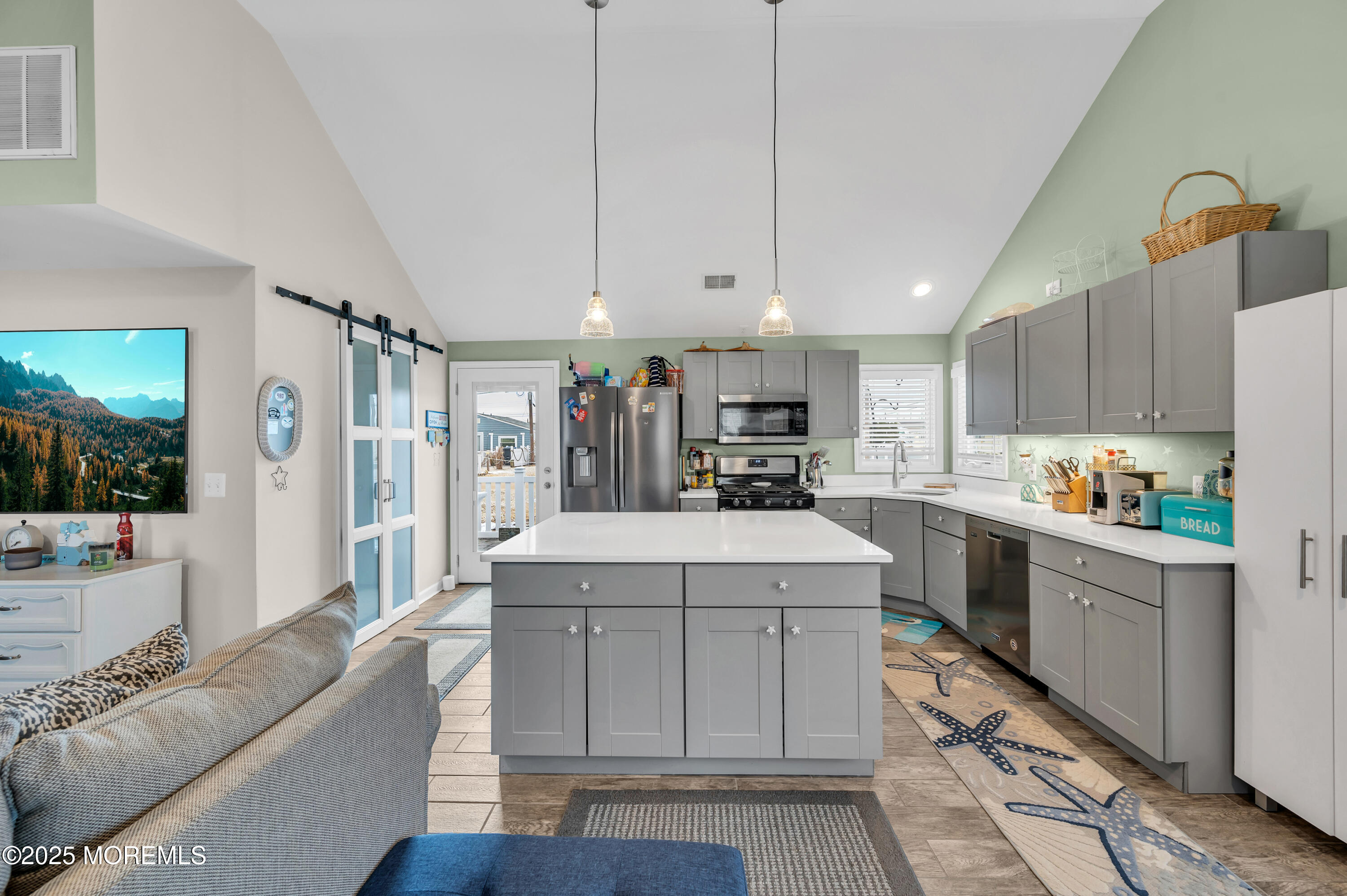 100 W Penguin Way, Lavallette, New Jersey image 9