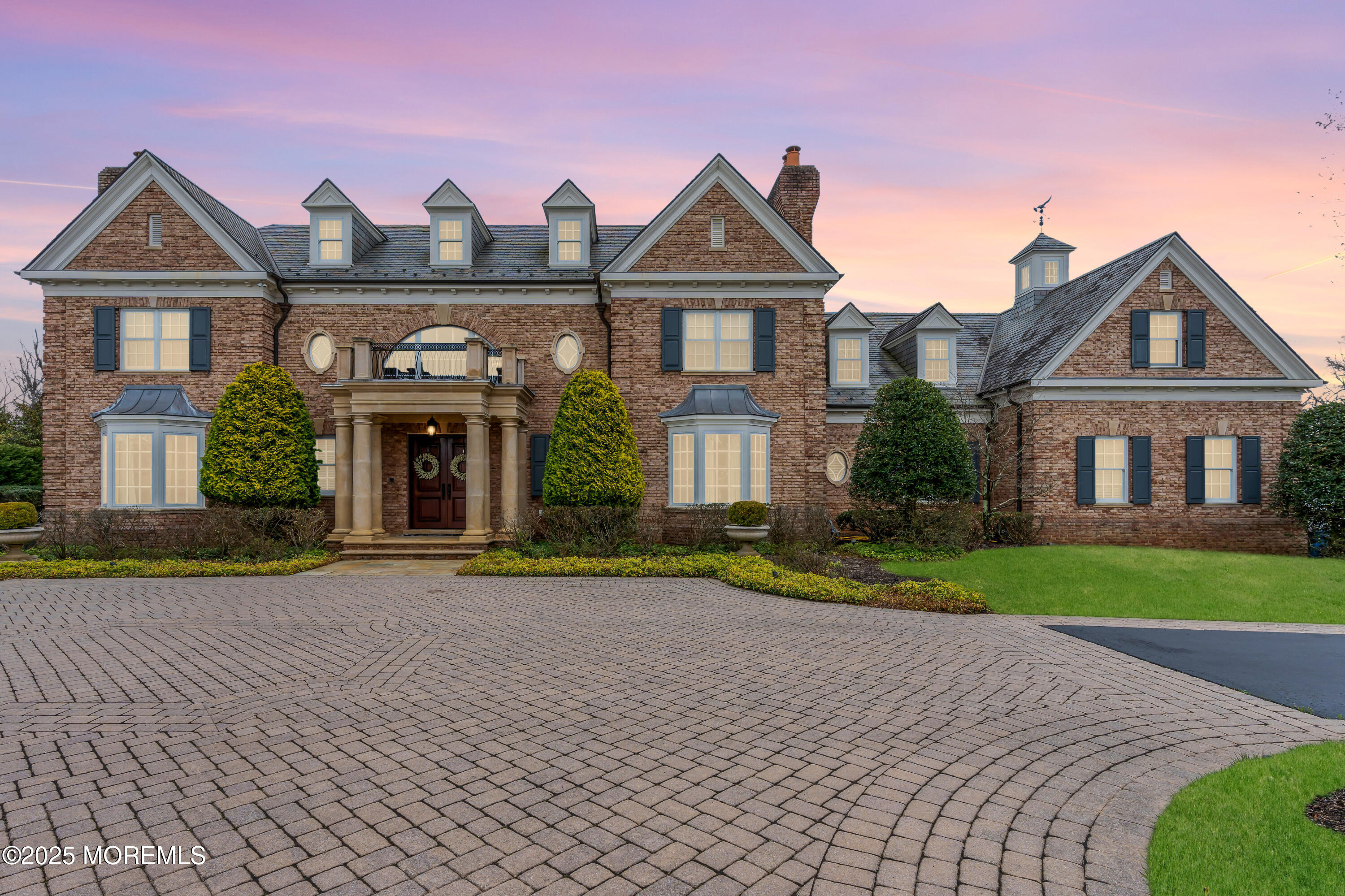 11 Bordens Brook Way, Holmdel, New Jersey image 1