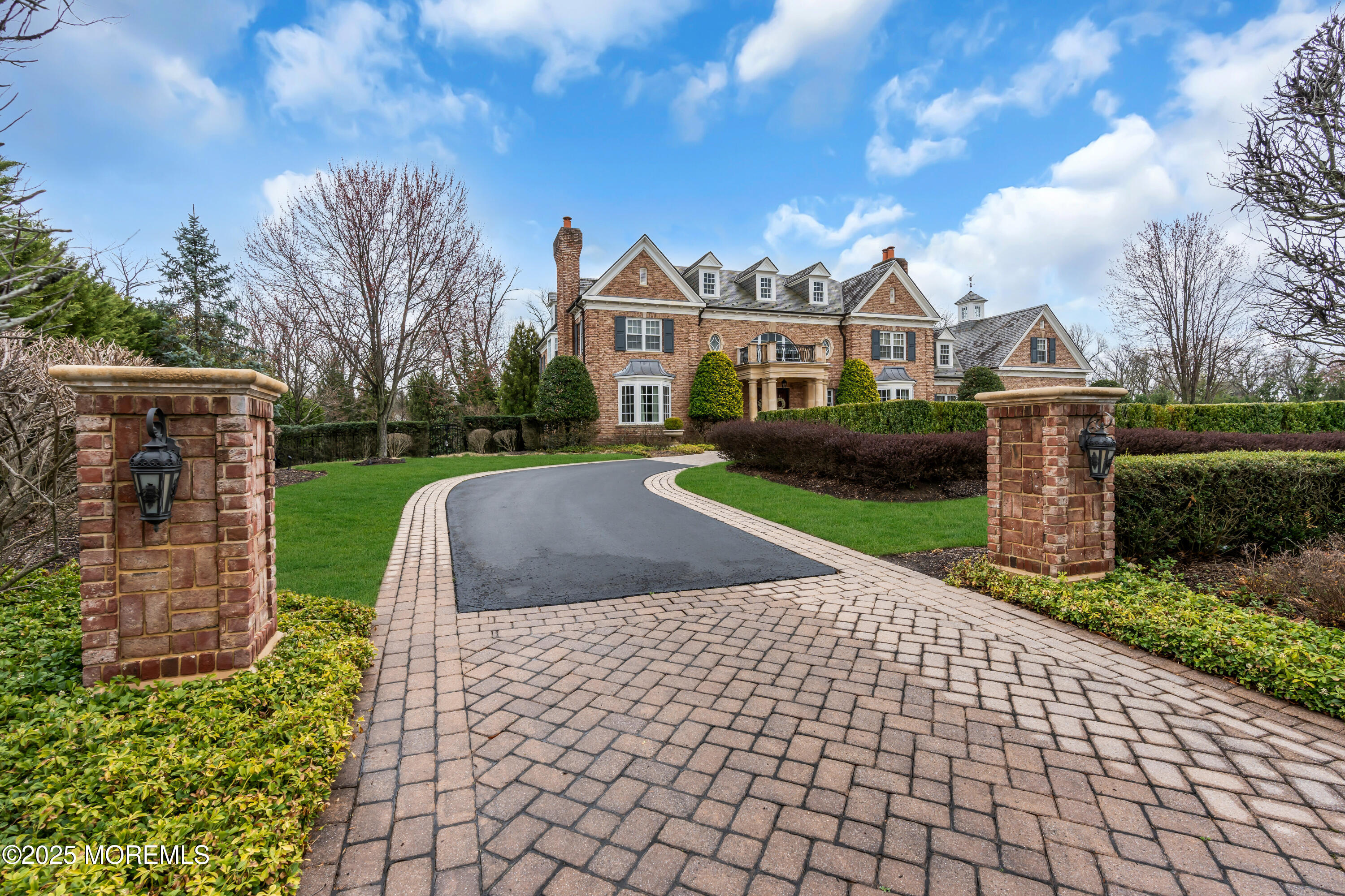 11 Bordens Brook Way, Holmdel, New Jersey image 3