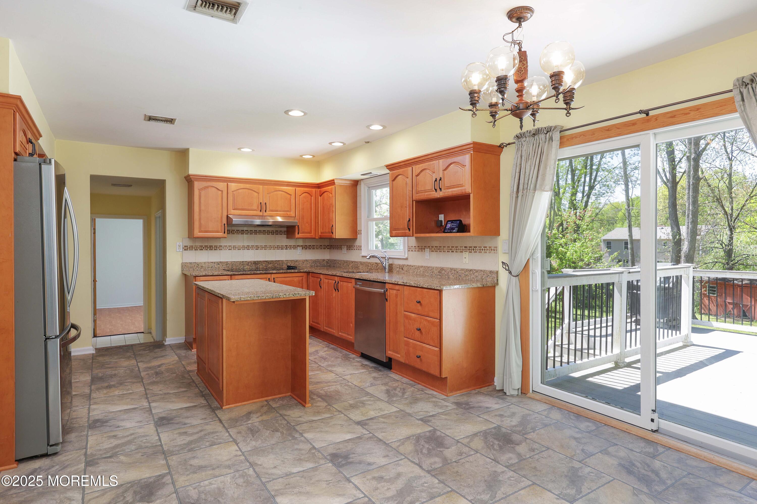 25 Briarwood Drive, Matawan, New Jersey image 16