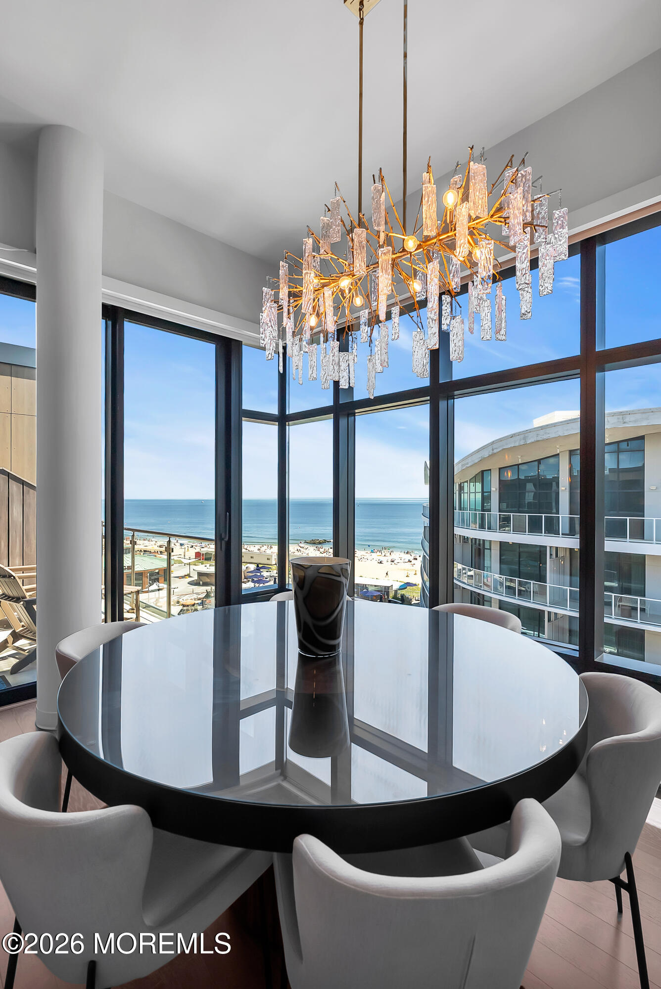 15 Morris Avenue 611