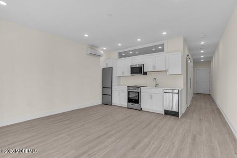 Apartment For Rent - 19 Carr Avenue #316<br/> Keansburg, NJ 07734
