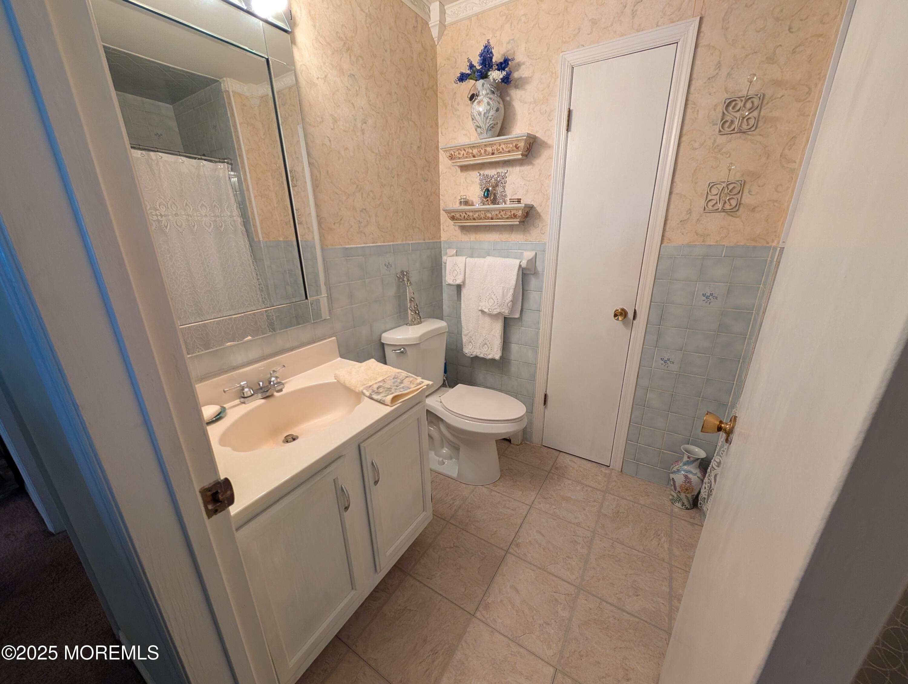 199 Canterbury Lane, Toms River, New Jersey image 19