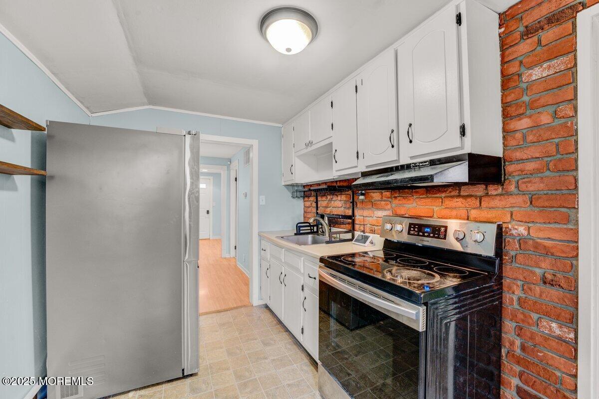 117 Burlington Avenue, Leonardo, New Jersey image 9