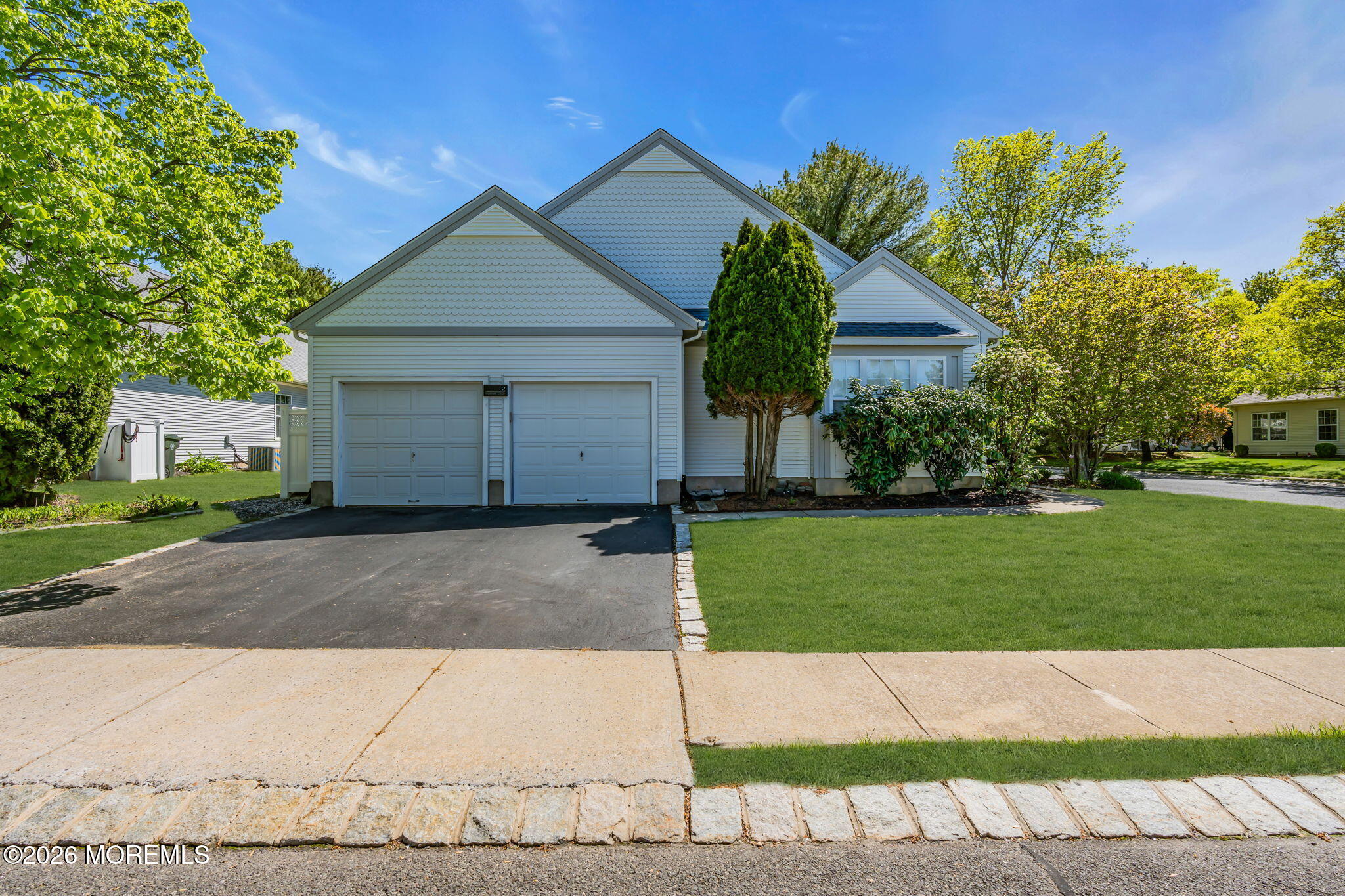 2 Bedford Court