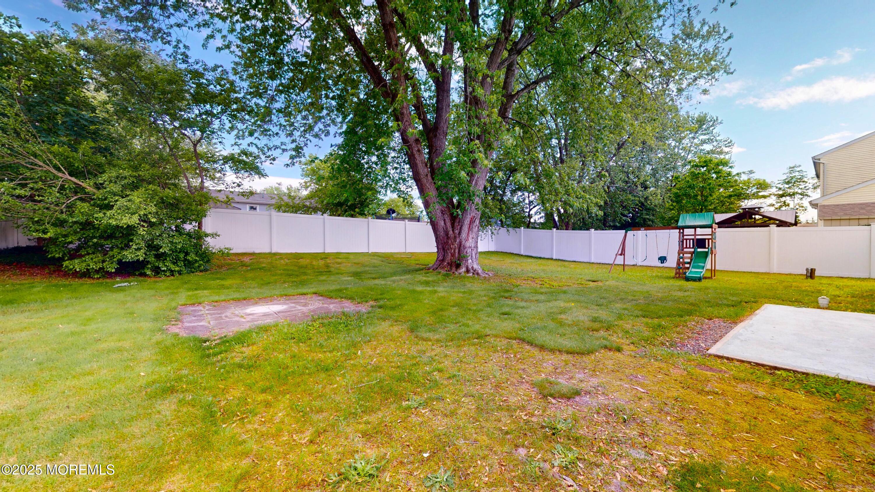 18 Forest Valley Drive, Toms River, New Jersey image 5