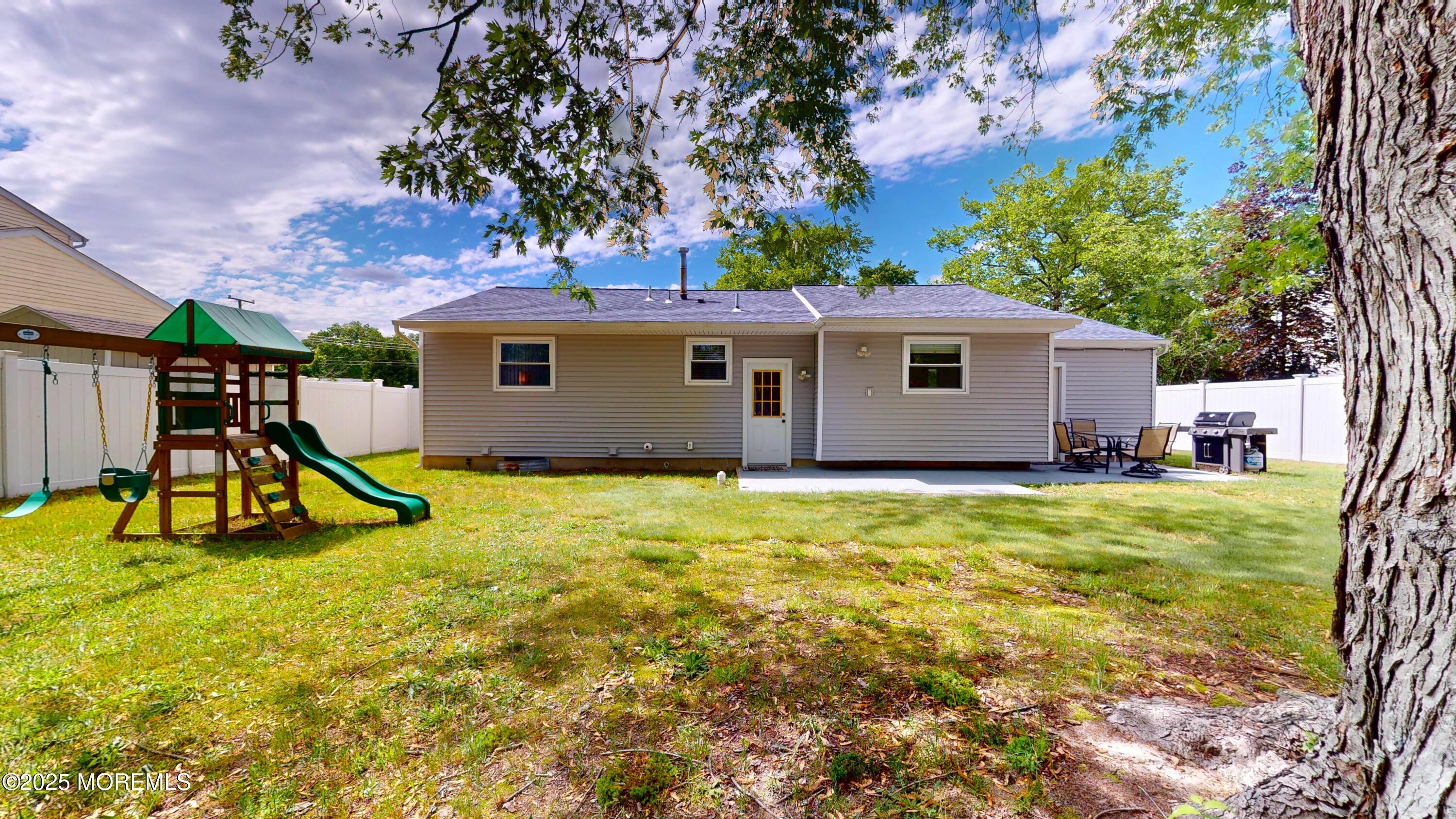 18 Forest Valley Drive, Toms River, New Jersey image 34