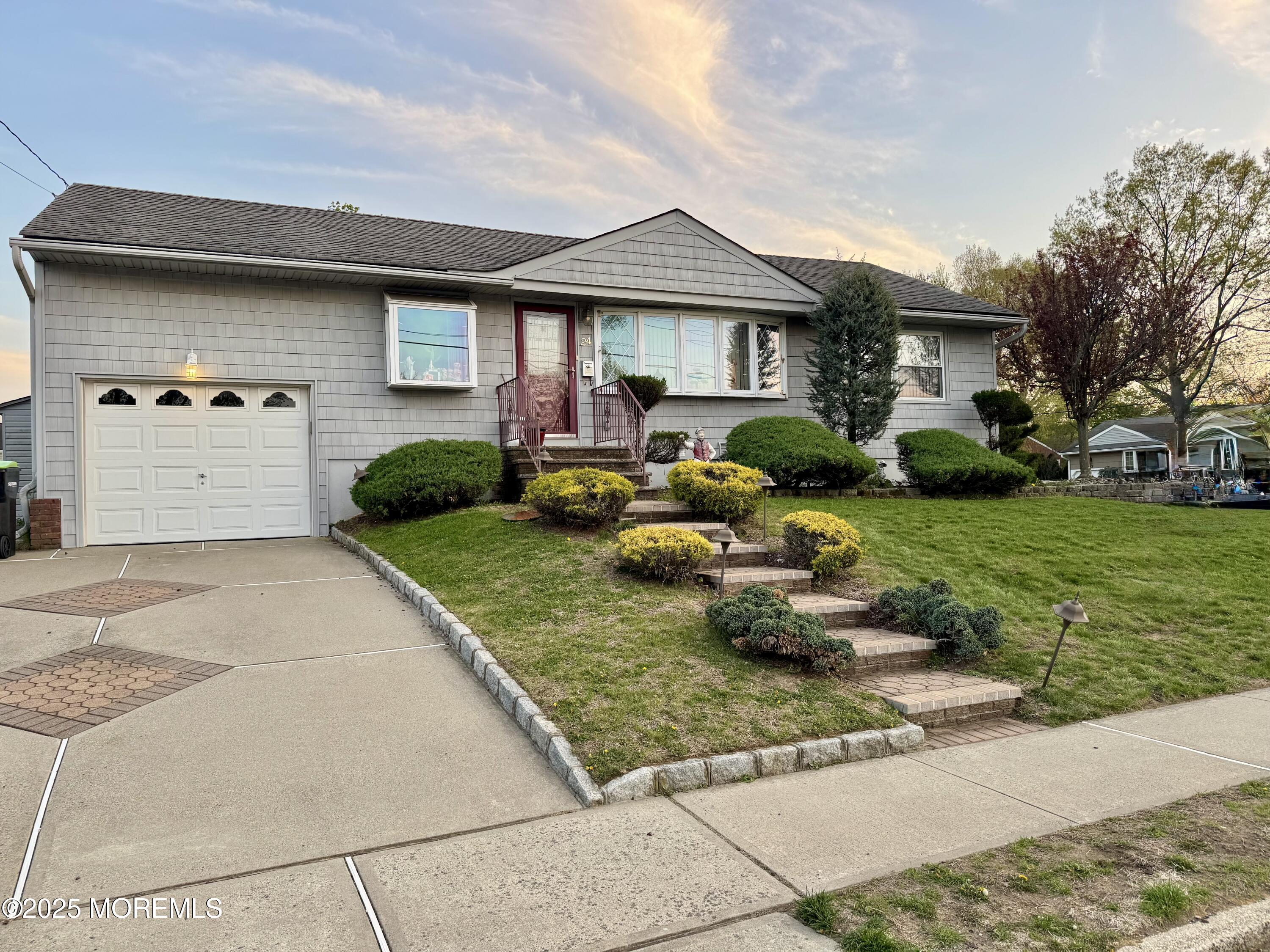 24 N Parkview Terrace, Hazlet, New Jersey image 4