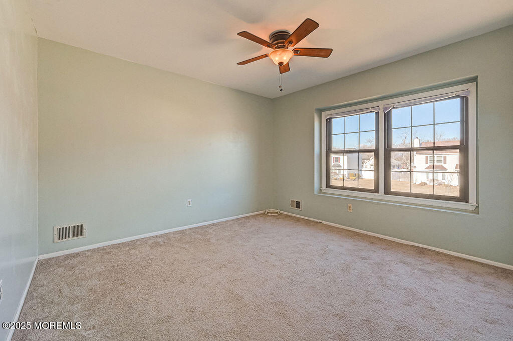 4 Snyder Drive, Middletown, New Jersey image 27