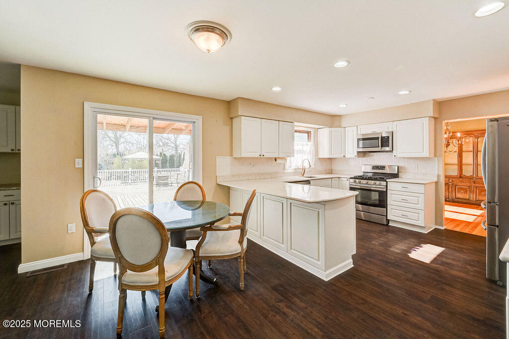 4 Snyder Drive, Middletown, New Jersey image 15