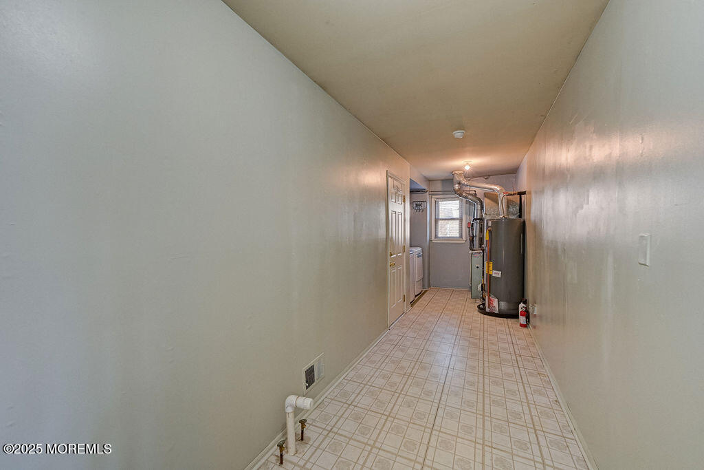 4 Snyder Drive, Middletown, New Jersey image 20