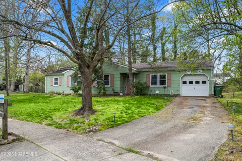 MLS: 22507322