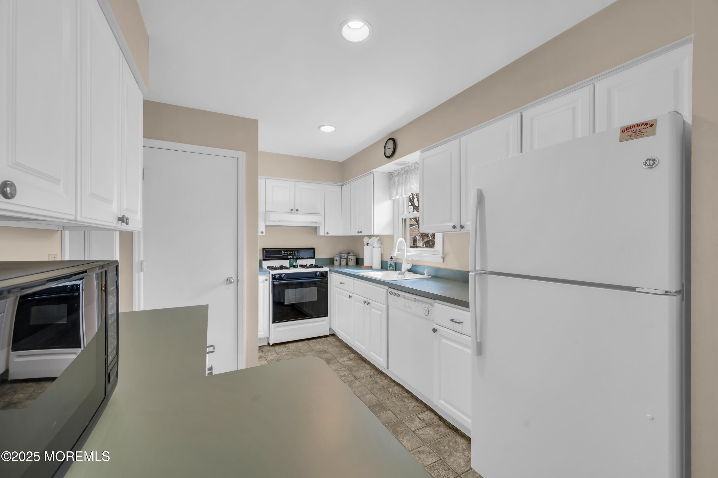 6 Orchard Road, West Long Branch, New Jersey image 14