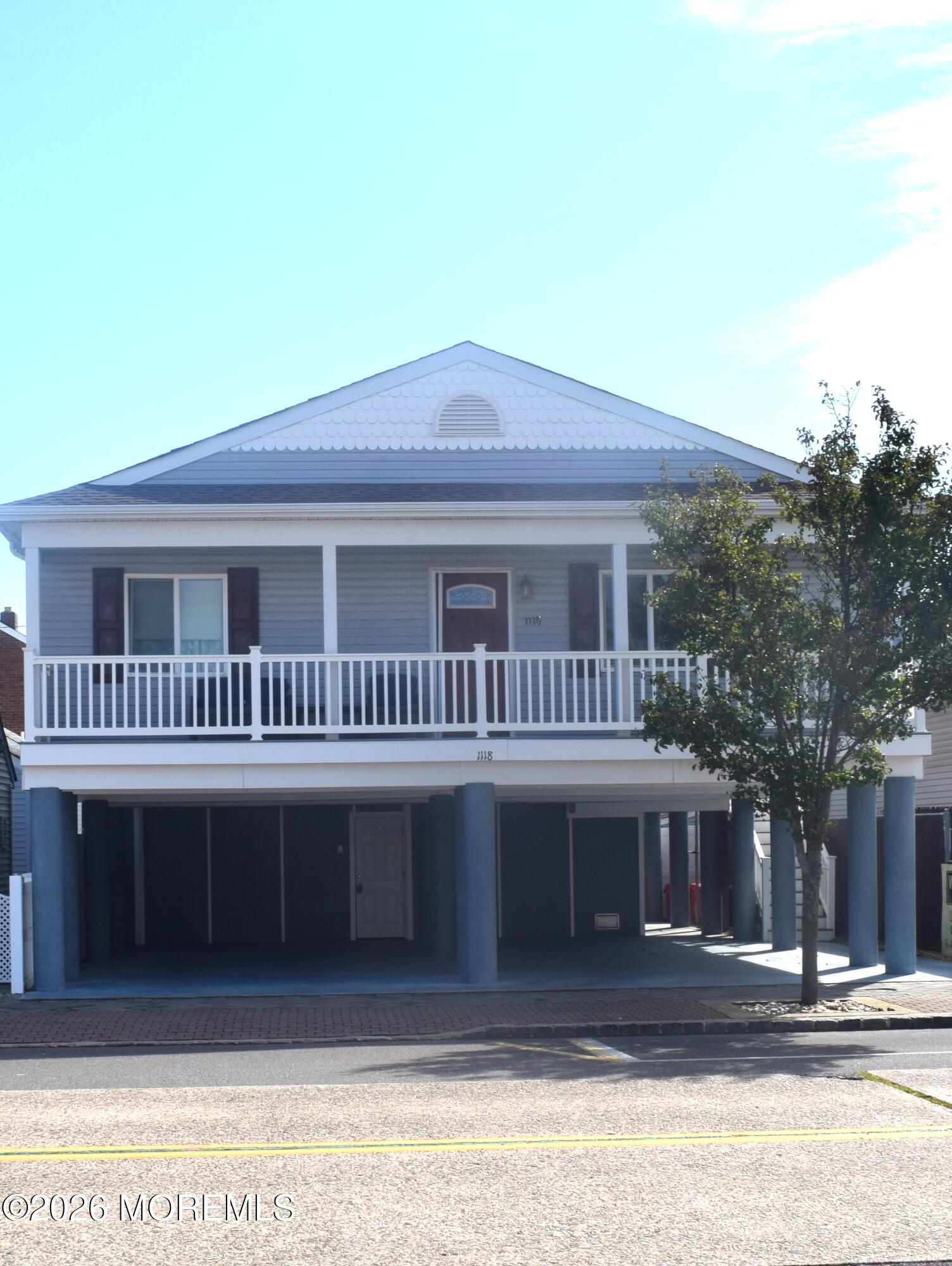 1118 Boulevard