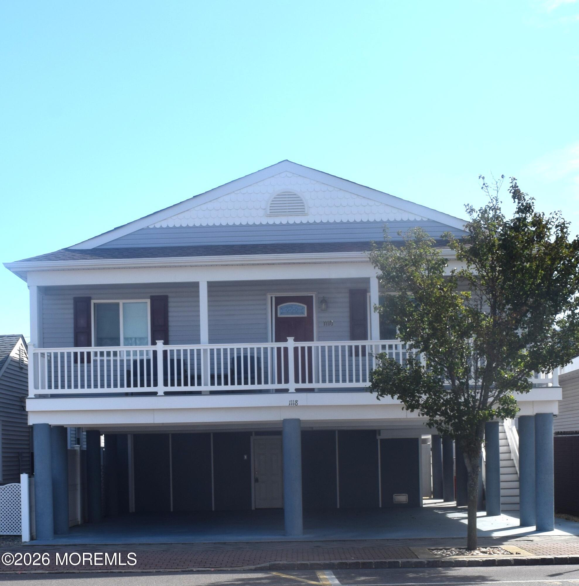 1118 Boulevard
