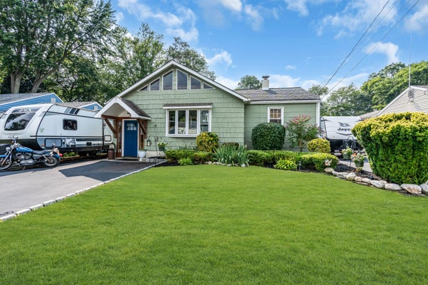 1919 MEADOW RD, WALL TOWNSHIP, NJ 07719 - Image ac3af2428c8e06ad5da1bae147fb587b/2992652112