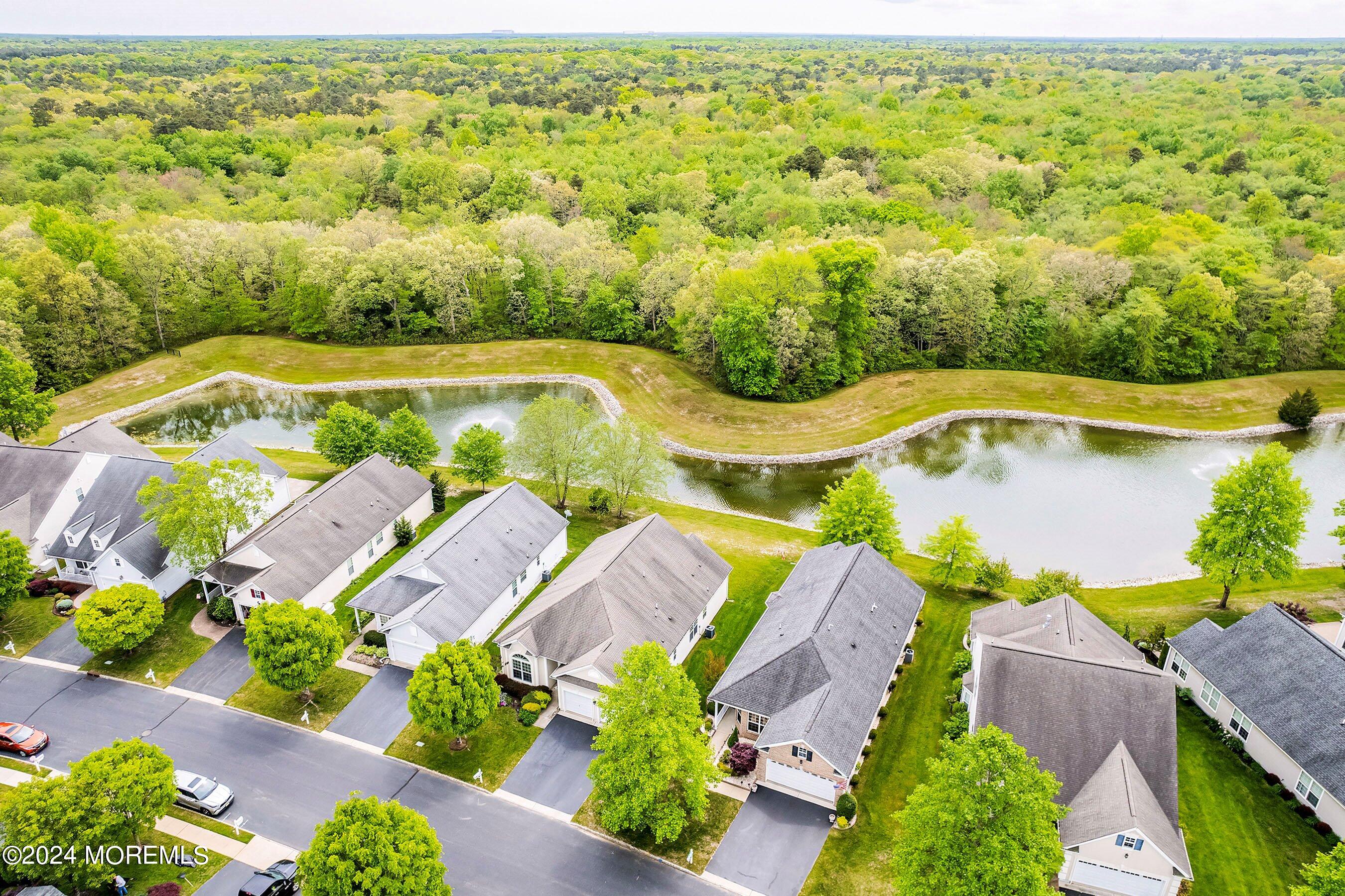 36 Cromwell Lane, Jackson, New Jersey image 5