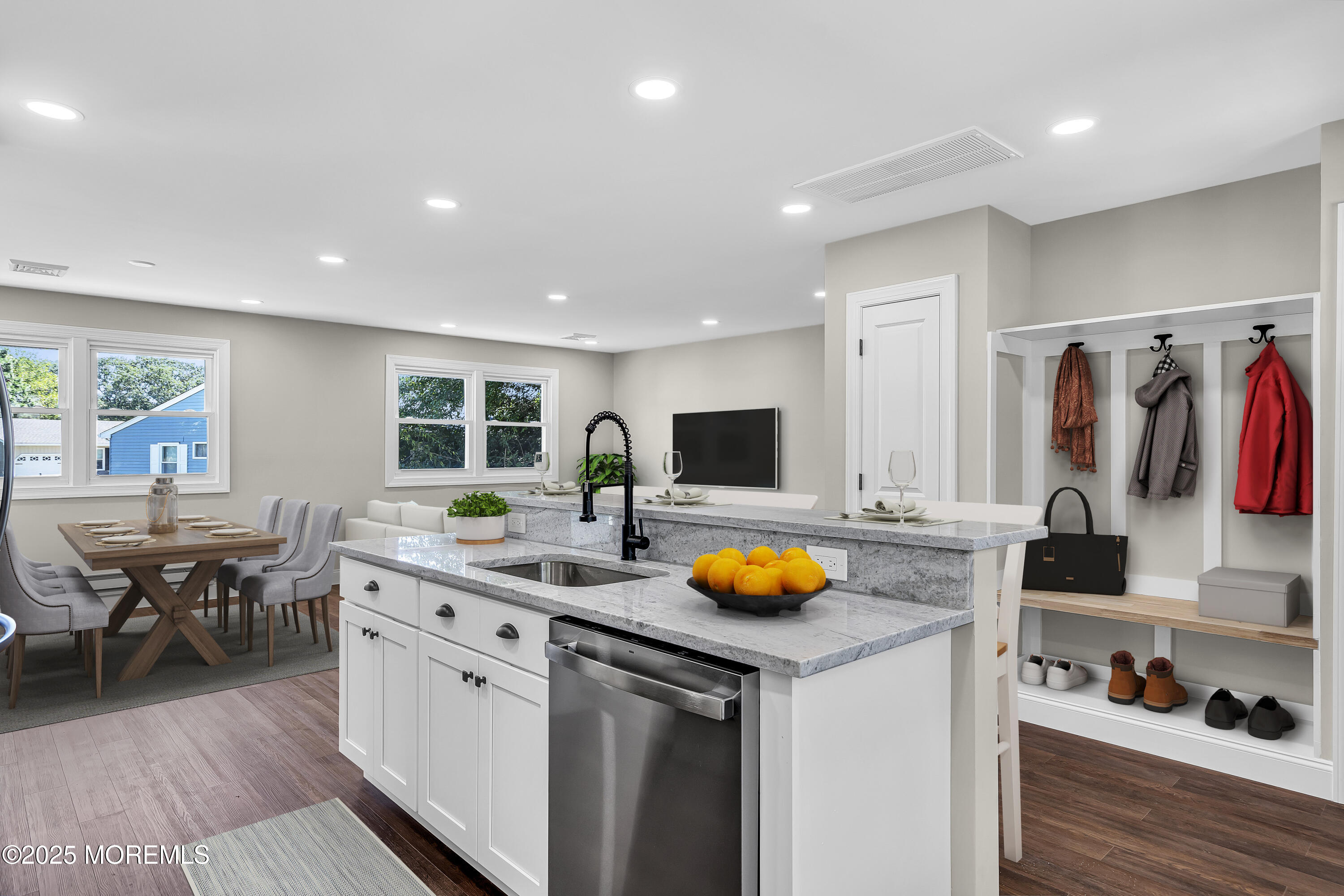 53 Chelsea Drive 73