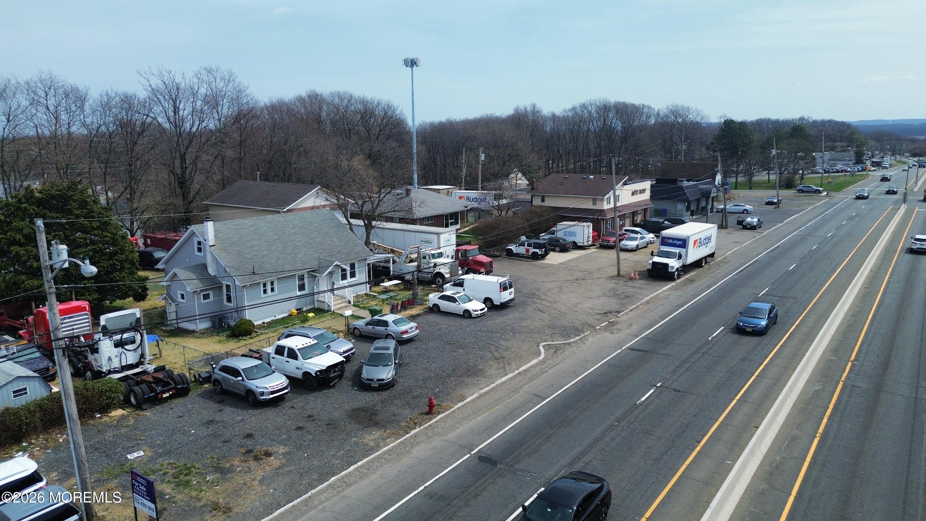 2070-72 S Highway 35