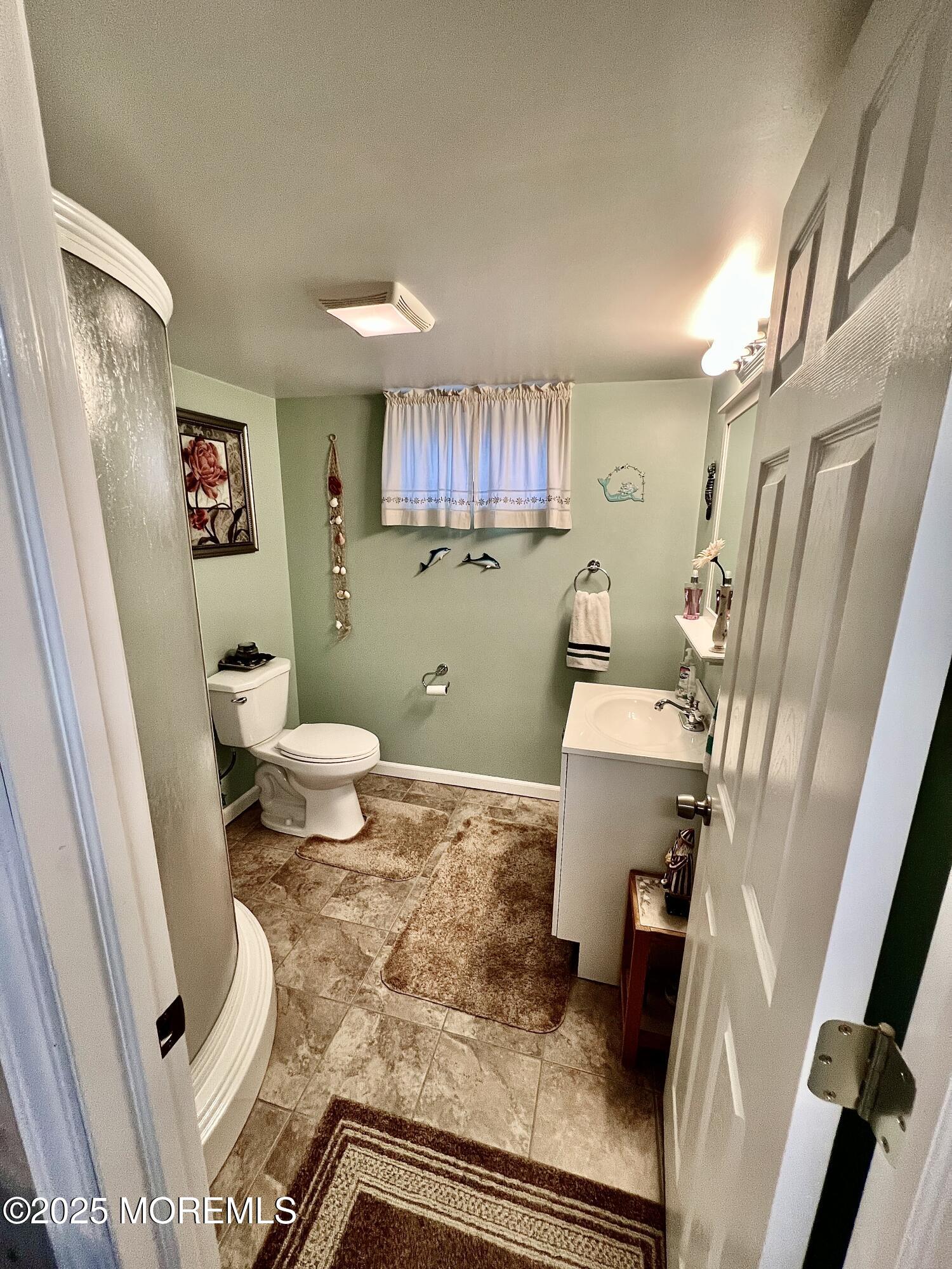 8 Parkway Drive, Toms River, New Jersey image 32