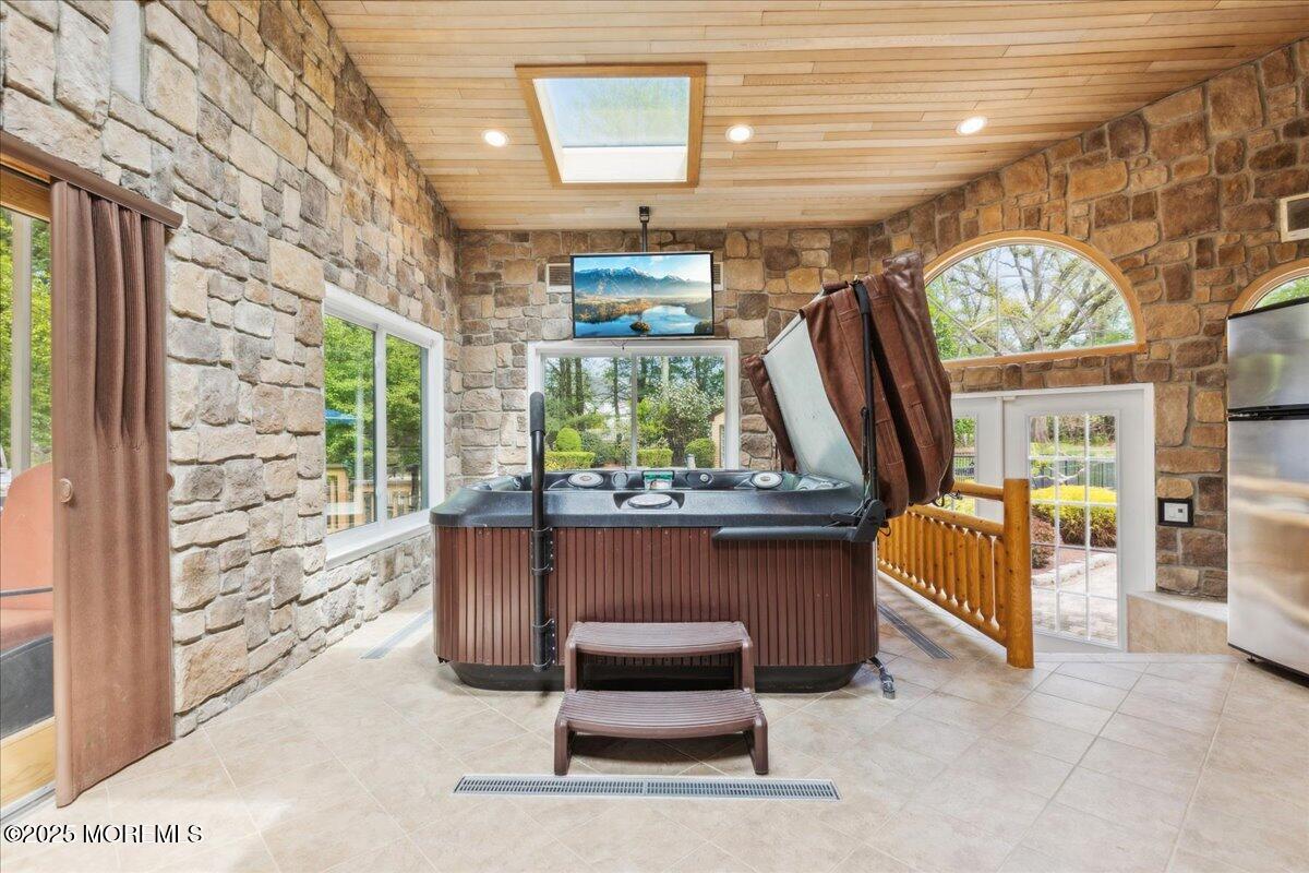 166 Oakland Mills Road, Manalapan, New Jersey image 23