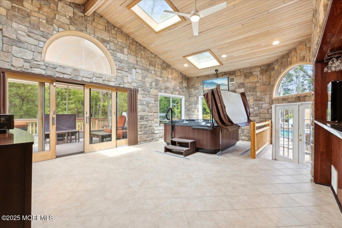 166 Oakland Mills Road, Manalapan, New Jersey image 22