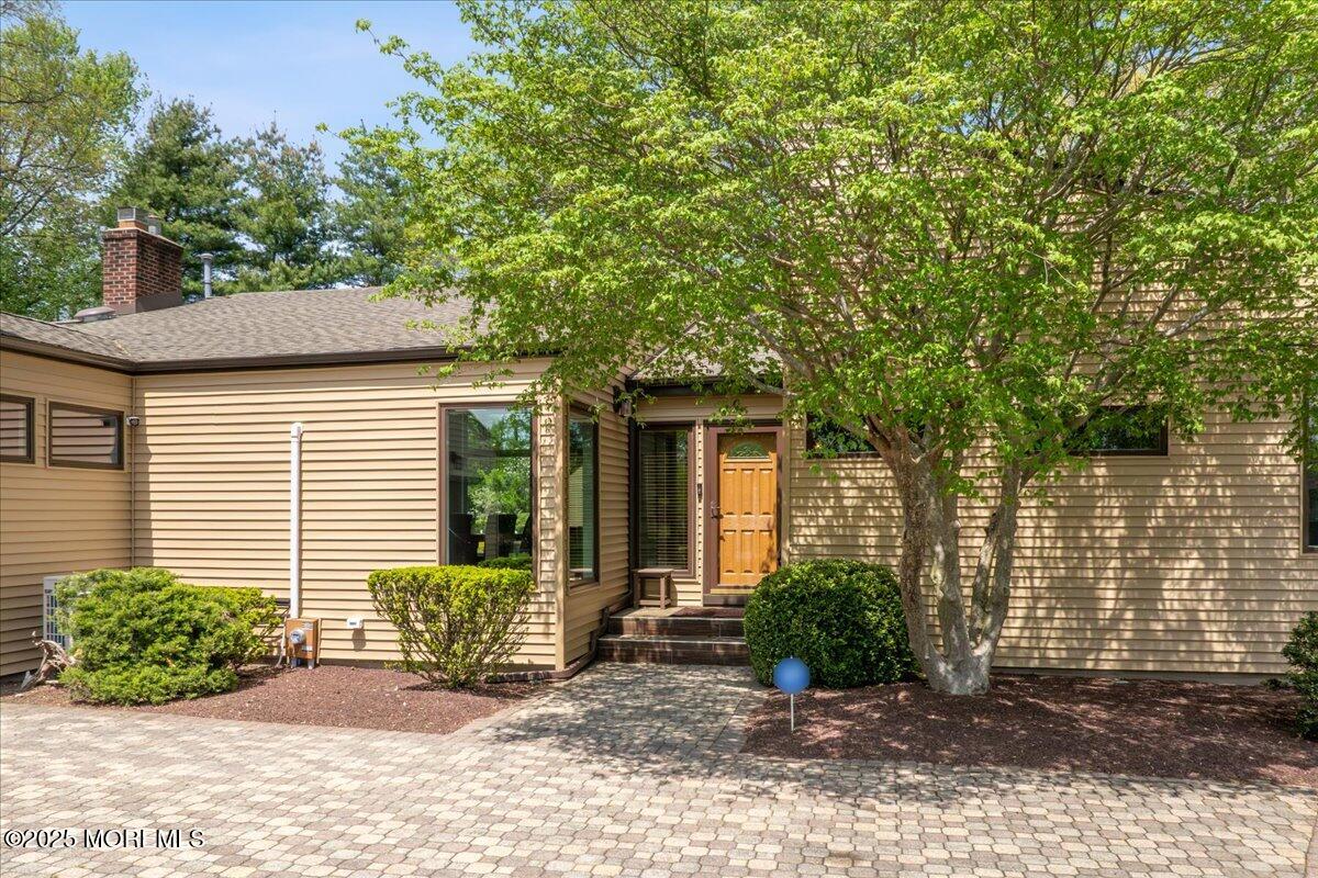 166 Oakland Mills Road, Manalapan, New Jersey image 7